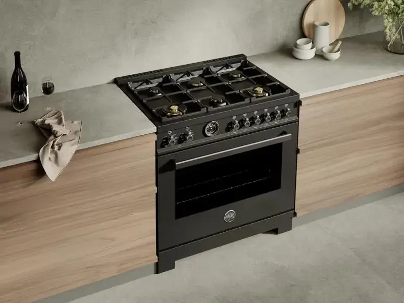 Bertazzoni Professional Series Black 36" Dual Fuel Range Bertazzoni Professional Series Black 36" Dual Fuel Range
