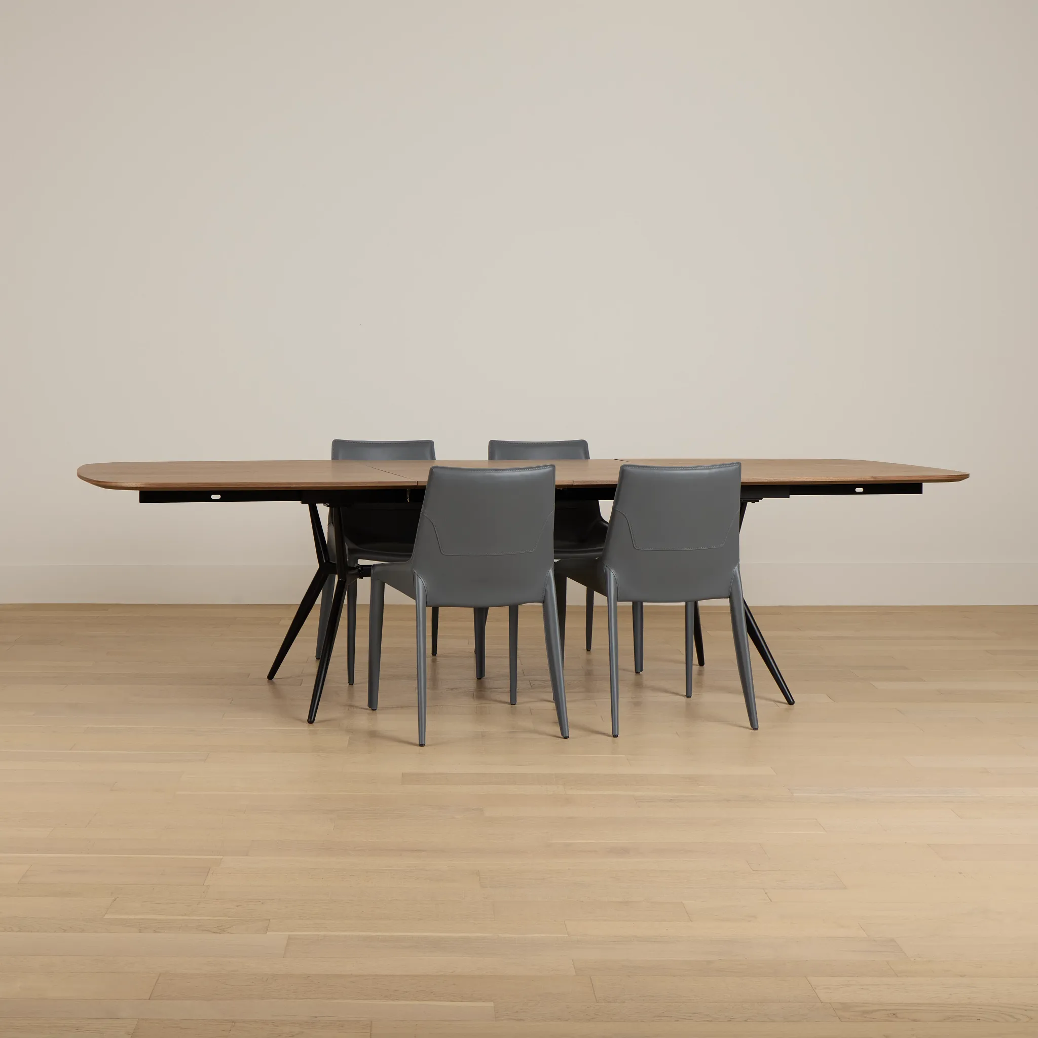 Margo Two-tone Rect Table & 4 Gray Upholstered Chairs