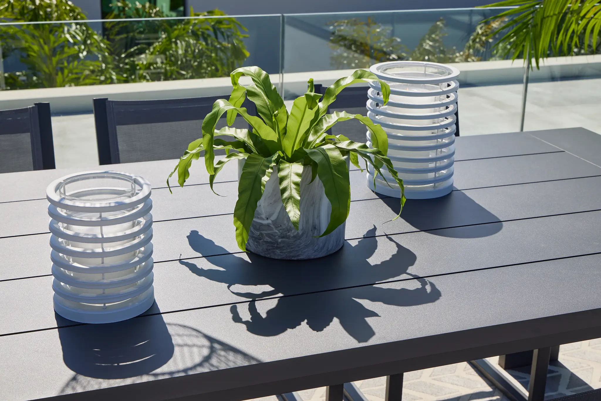 Ziva White Large Hurricane Ziva White Large Hurricane