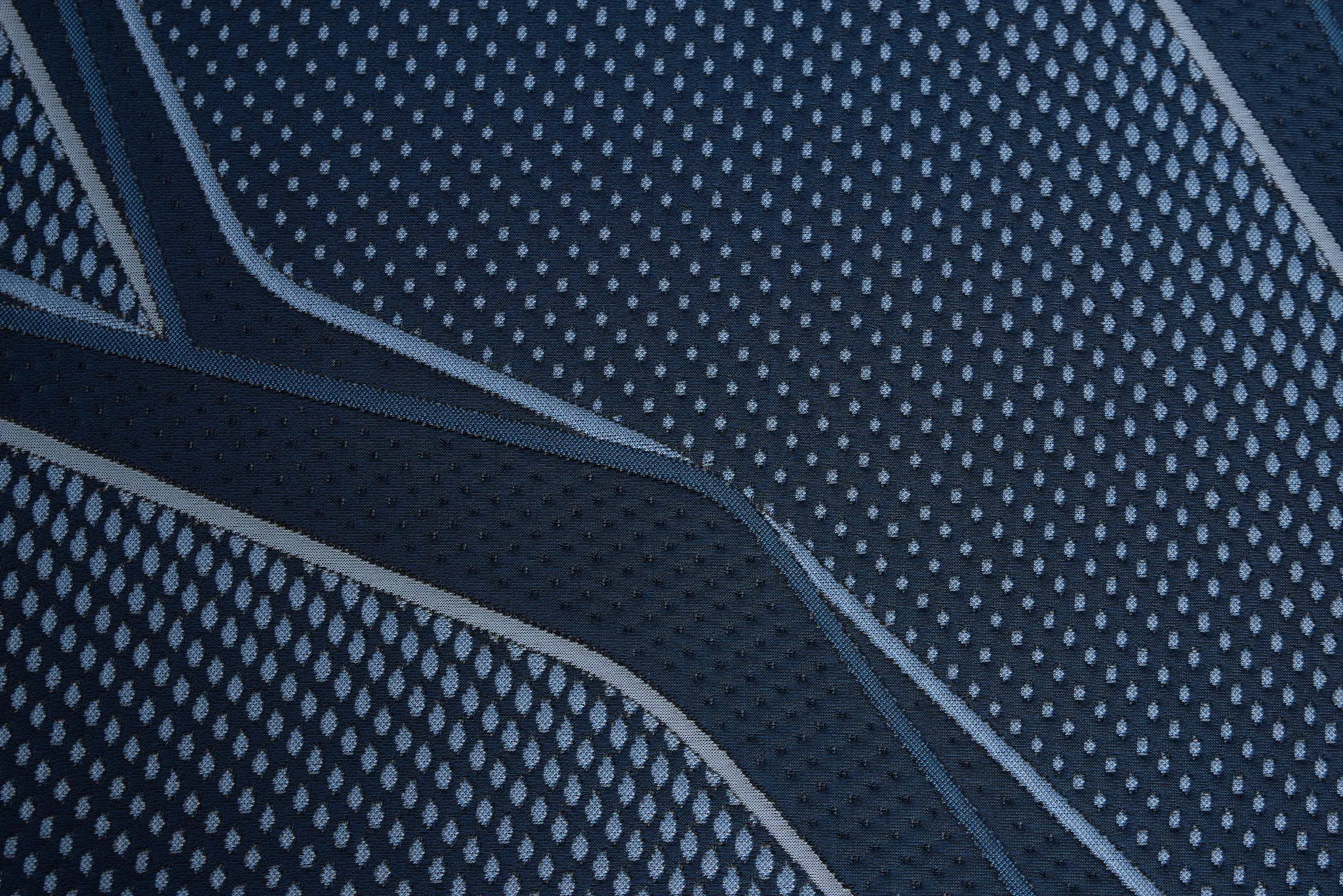 Iseries Nxg 2500 12.5" Plush Low-profile Mattress Set Iseries Nxg 2500 12.5" Plush Low-profile Mattress Set