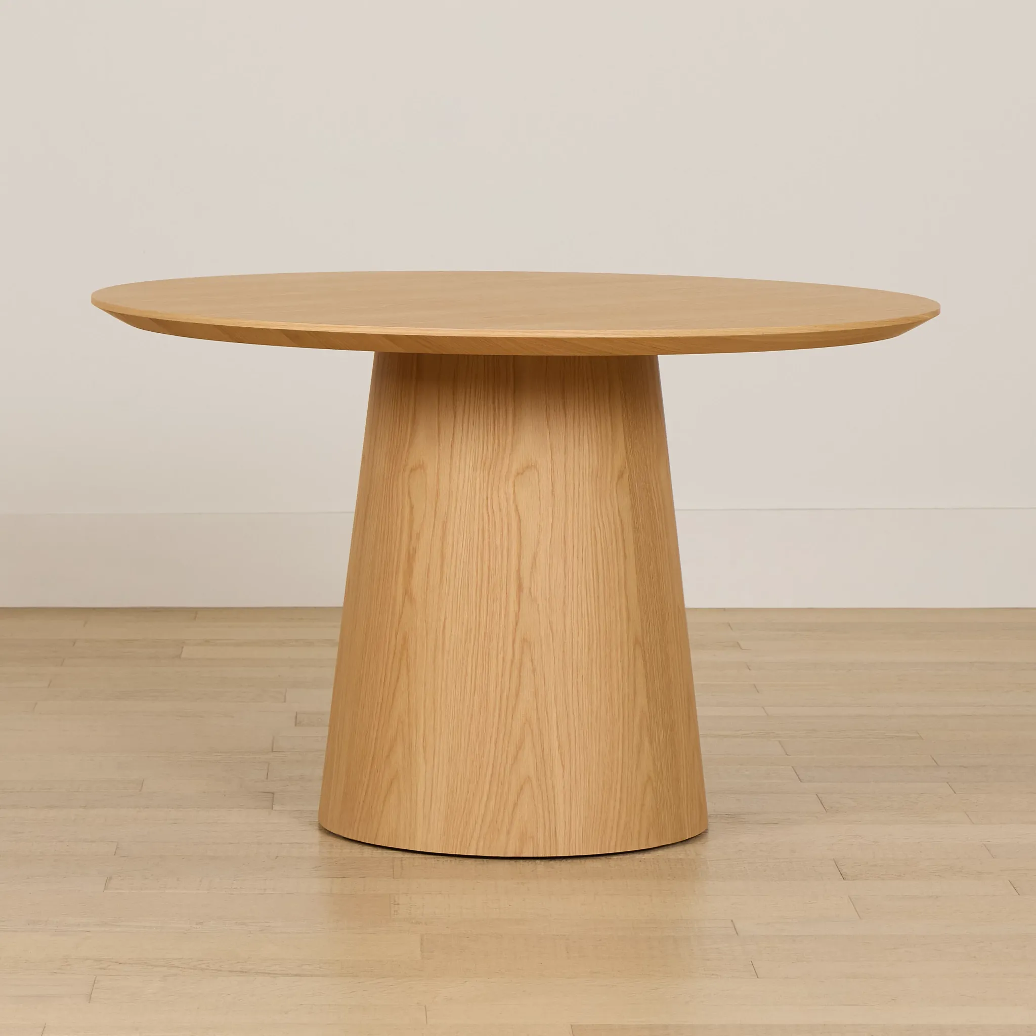 Nomad Light Tone 47" Round Table