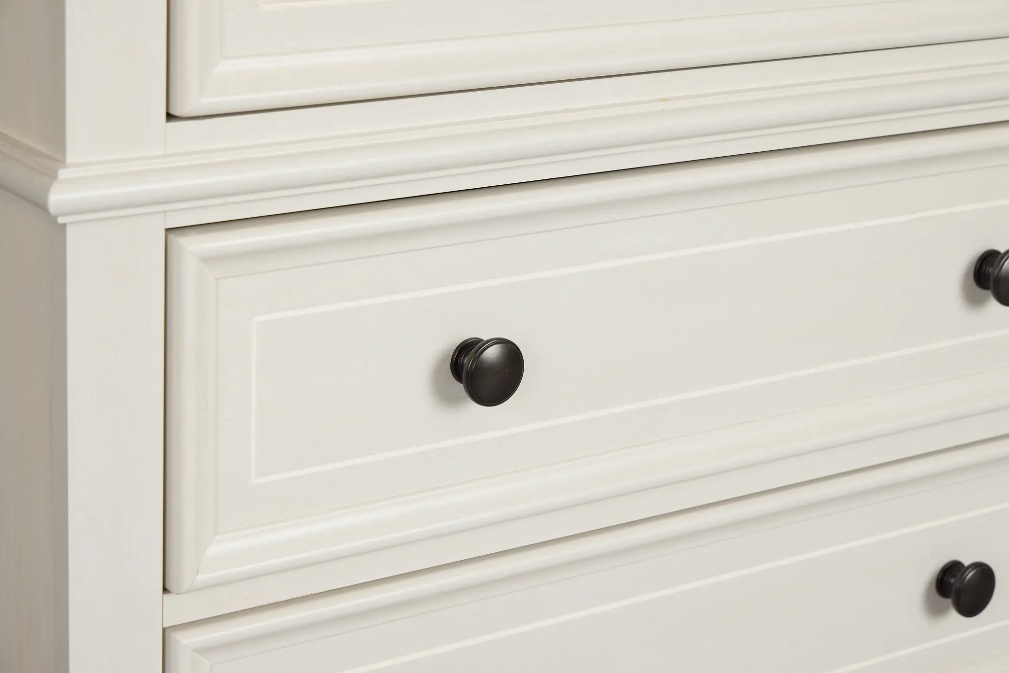 Charlotte Two-tone Drawer Chest Charlotte Two-tone Drawer Chest