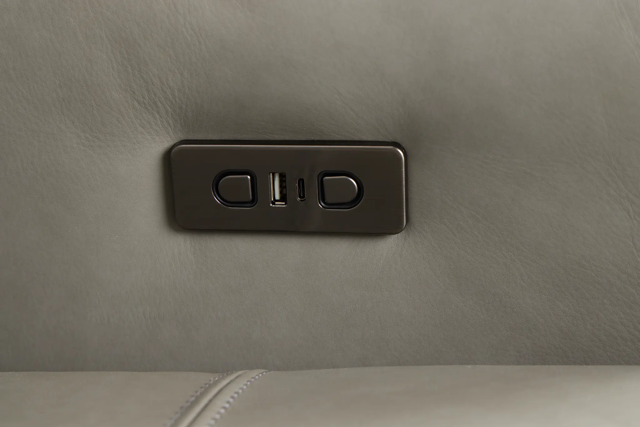 Rudy Gray Lthr/vinyl Power Extension Chaise Console Loveseat Rudy Gray Lthr/vinyl Power Extension Chaise Console Loveseat