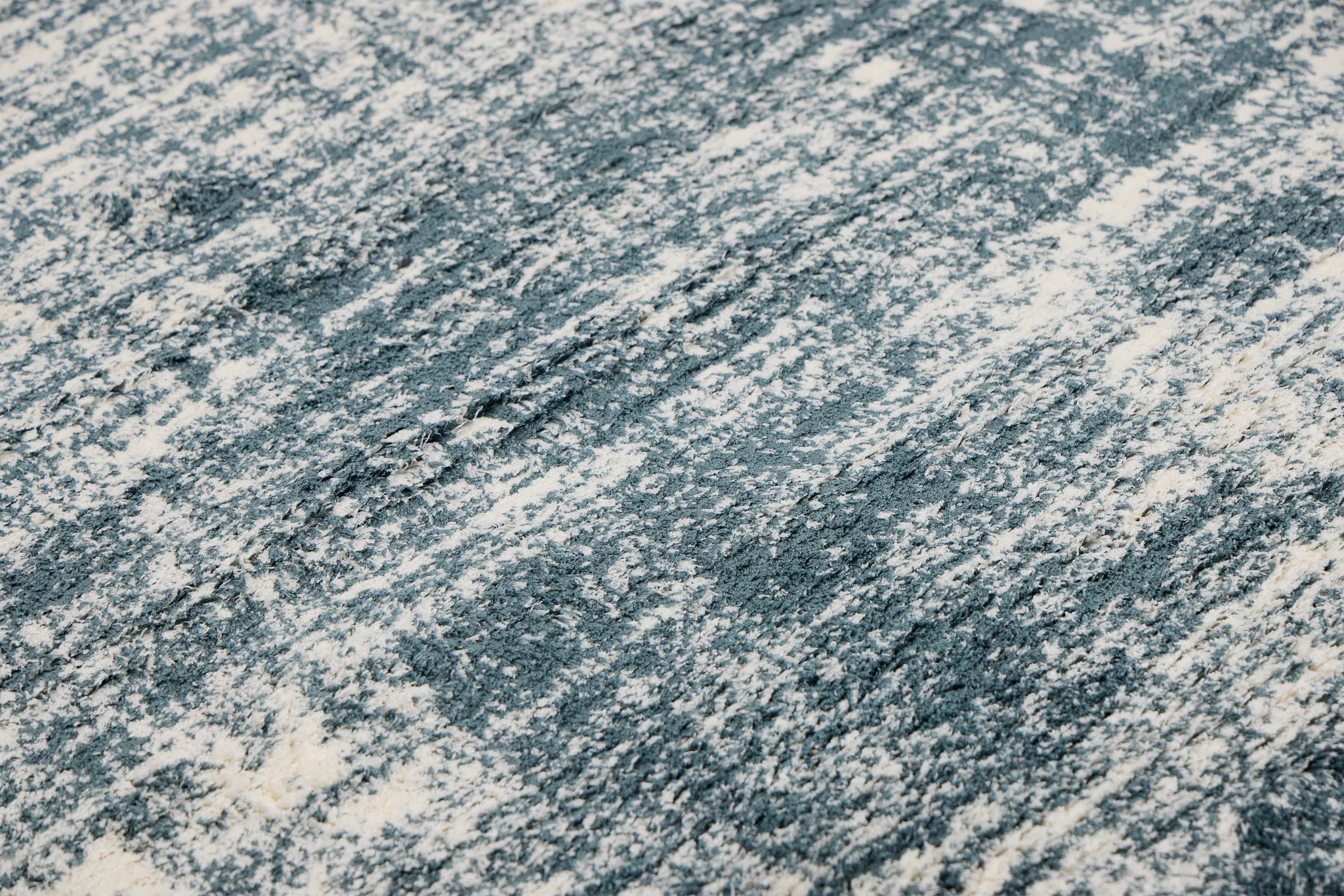 Lori Blue 5x7 Area Rug