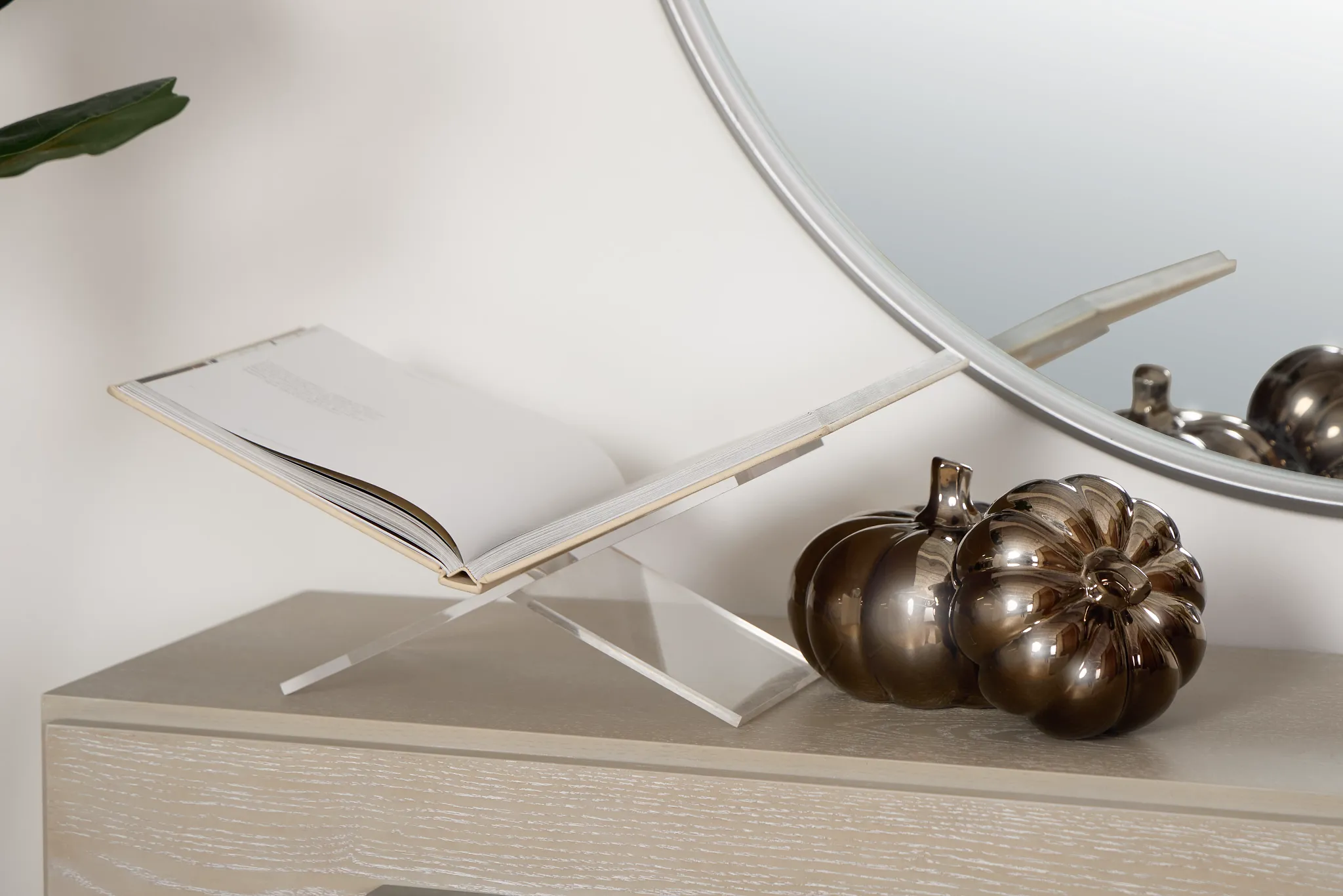 Pumpkin Bronze Medium Tabletop Accessory