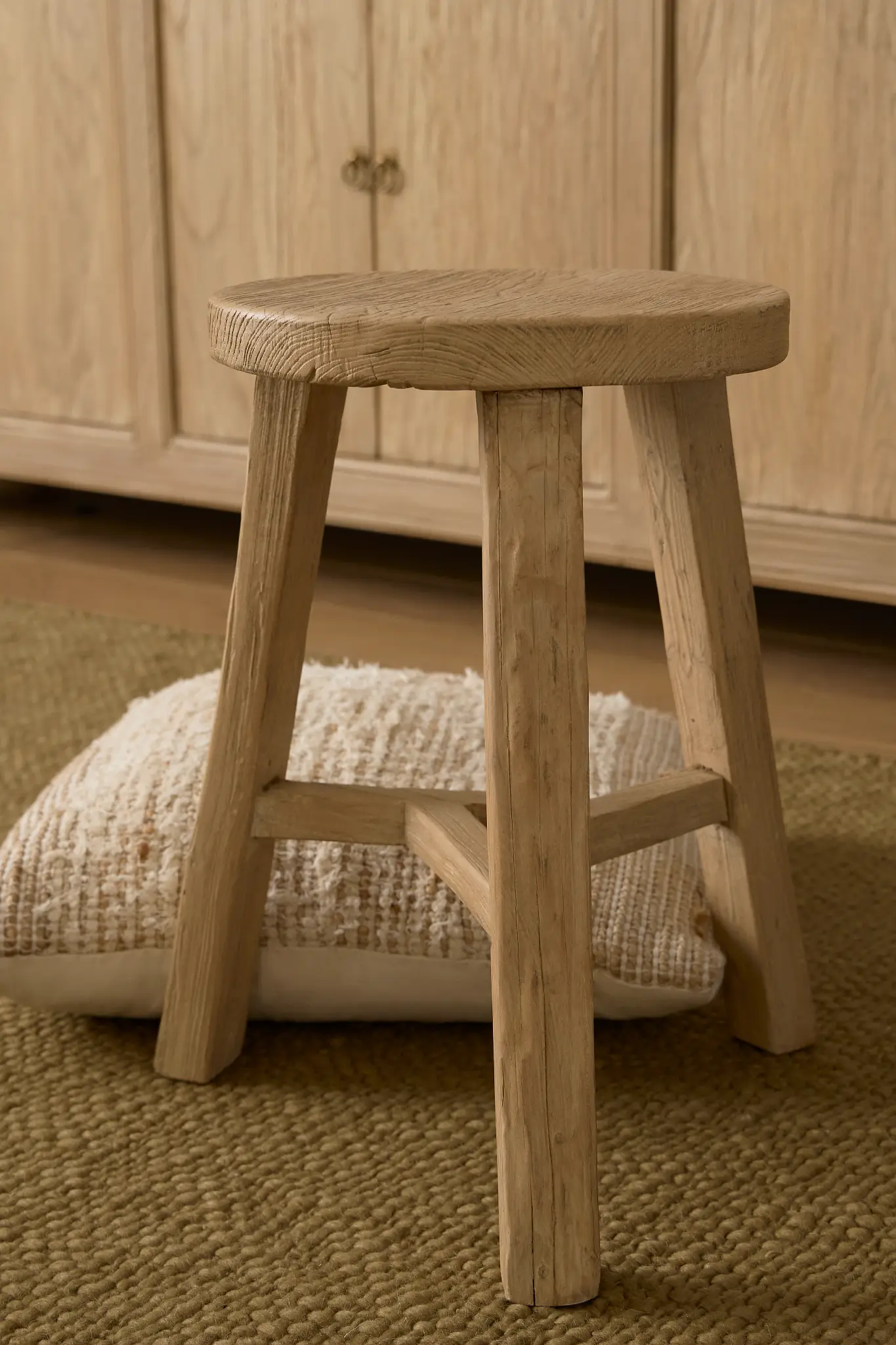 Nina Light Tone Round Stool Nina Light Tone Round Stool