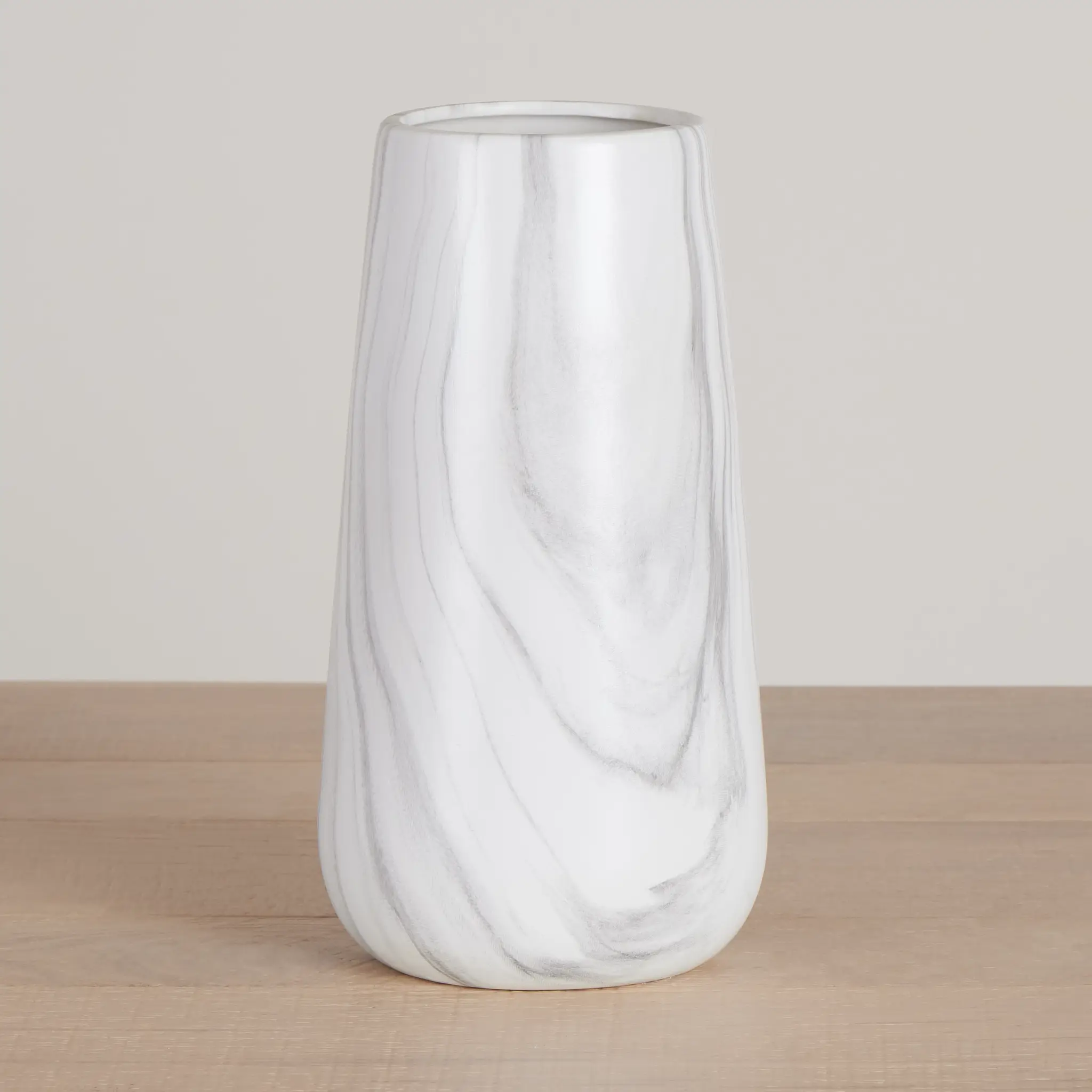 Stellan White Large Vase Stellan White Large Vase