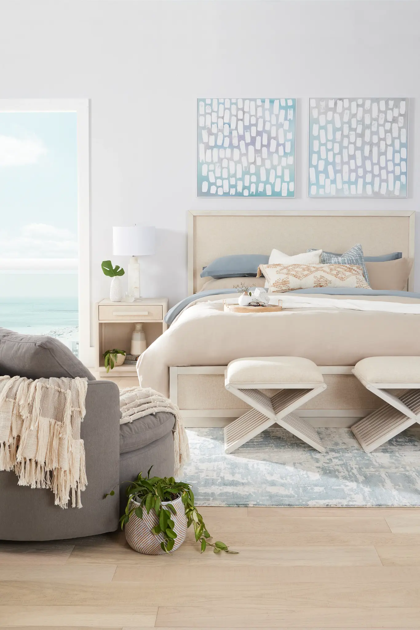 5. Bedroom Retreats: Fall-ify Without Overcrowding