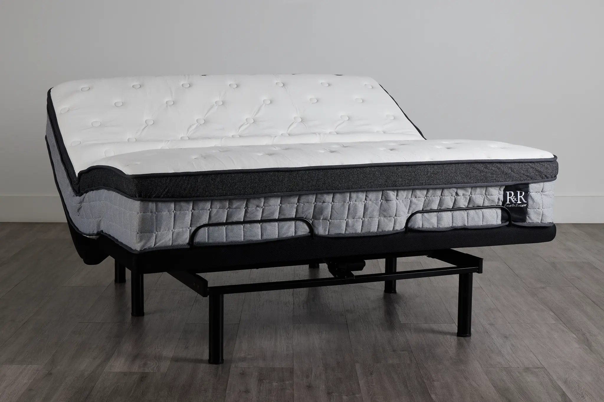 Rest & Renew By Zinus Pocket Innerspring 14" Deluxe Adjustable Mattress Set Rest & Renew By Zinus Pocket Innerspring 14" Deluxe Adjustable Mattress Set