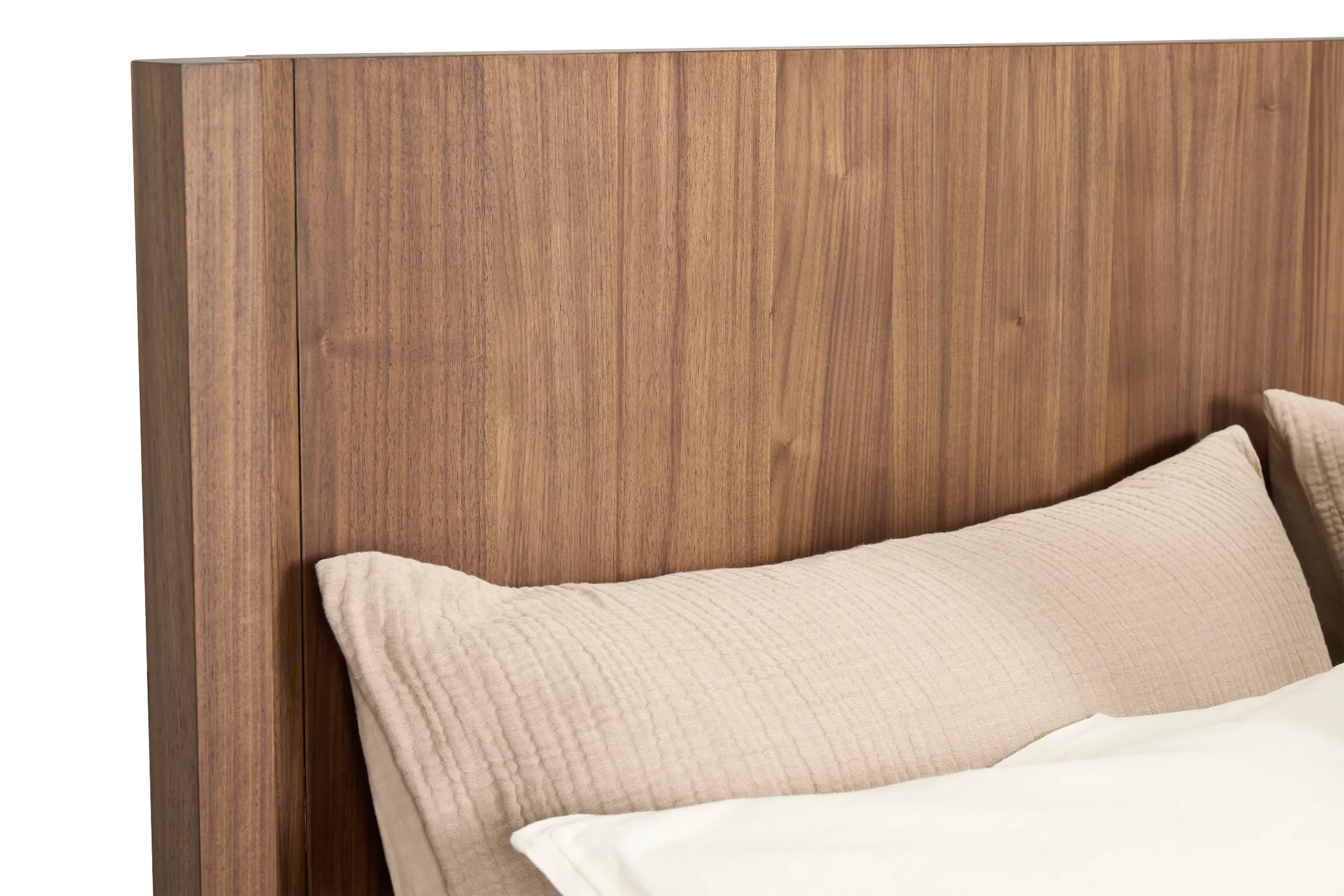 Nomad Mid Tone Shelter Bed