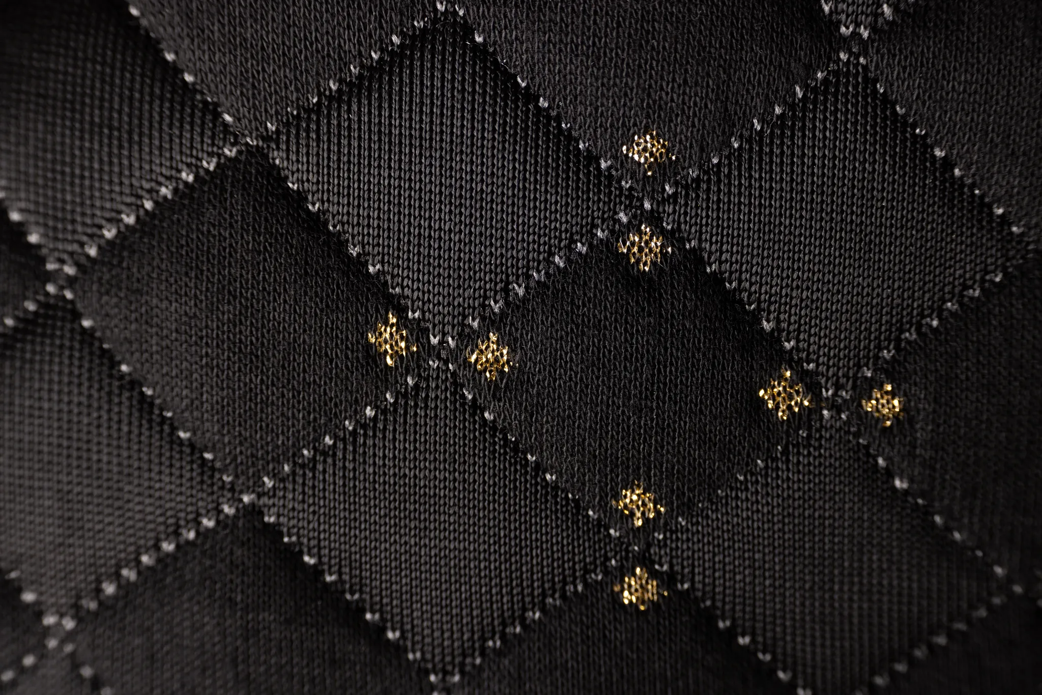 Beautyrest Black Series Four Summit Plush Plus Adjustable Mattress Set