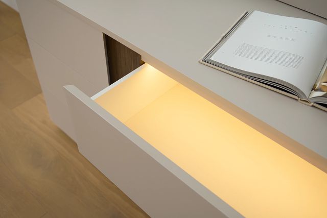 Brasilia Light Beige Dresser & Mirror