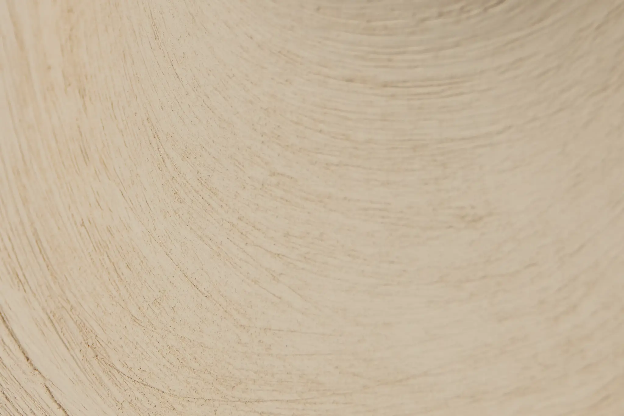 Siry Ivory Short Sculpture Siry Ivory Short Sculpture