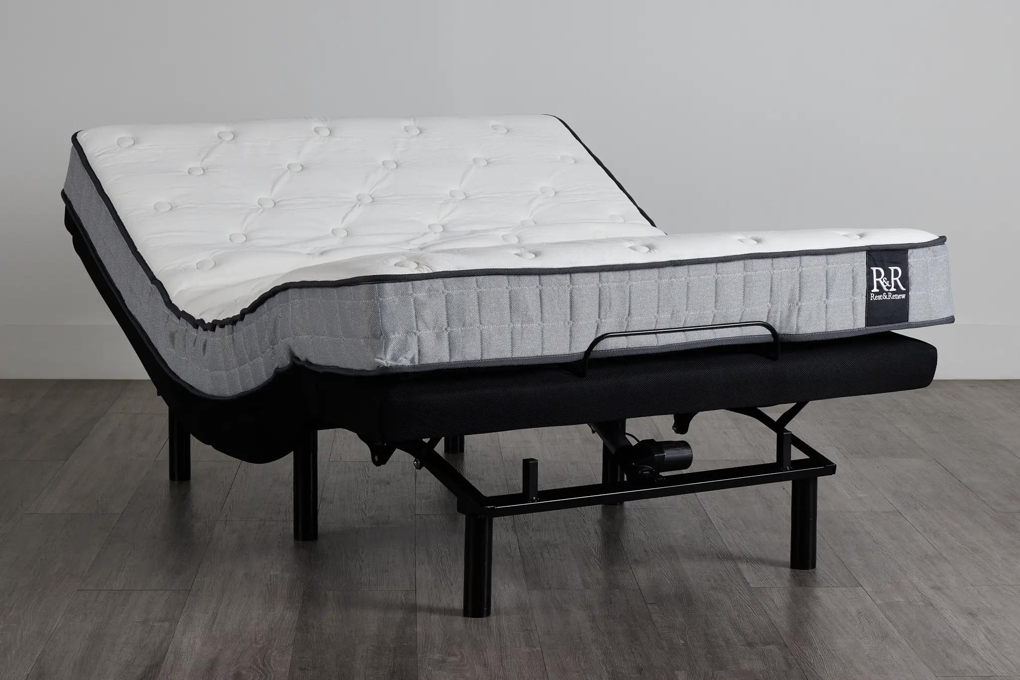 Rest & Renew By Zinus Pocket Innerspring 8" Plus Adjustable Mattress Set Rest & Renew By Zinus Pocket Innerspring 8" Plus Adjustable Mattress Set