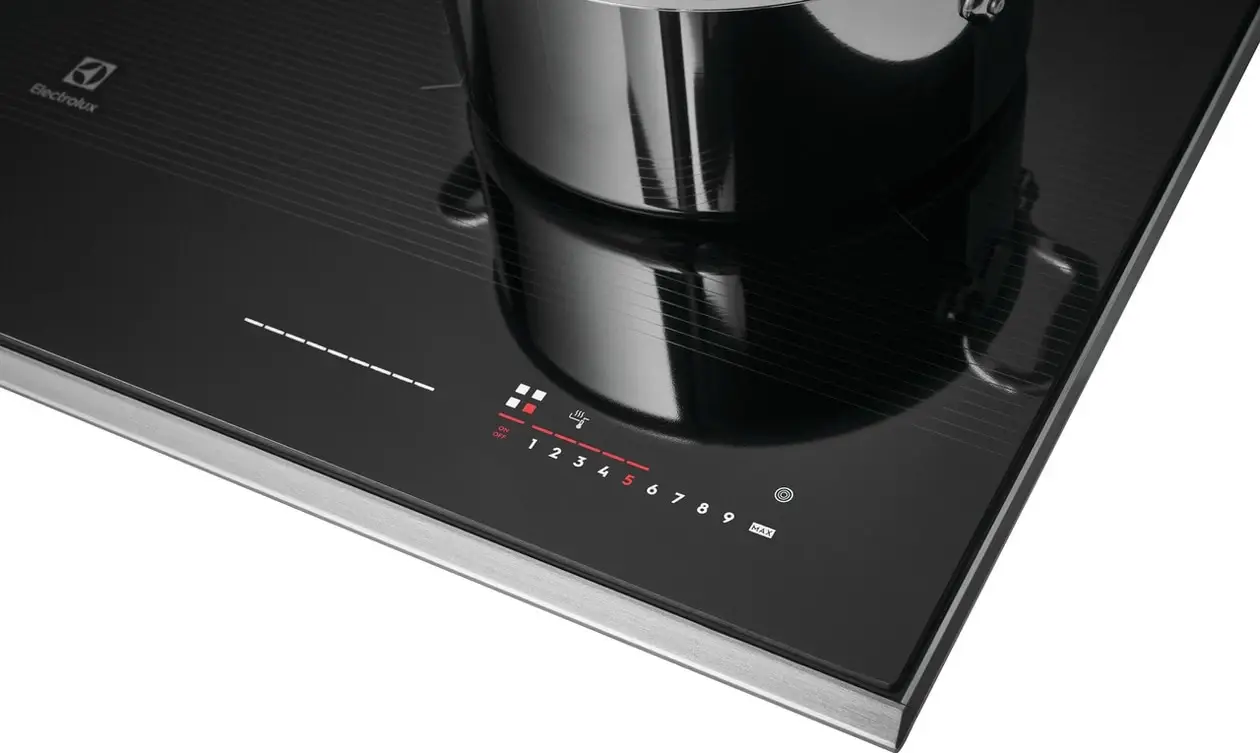 Electrolux 3068 Series Stainless Steel 30" Induction Cook Top Electrolux 3068 Series Stainless Steel 30" Induction Cook Top