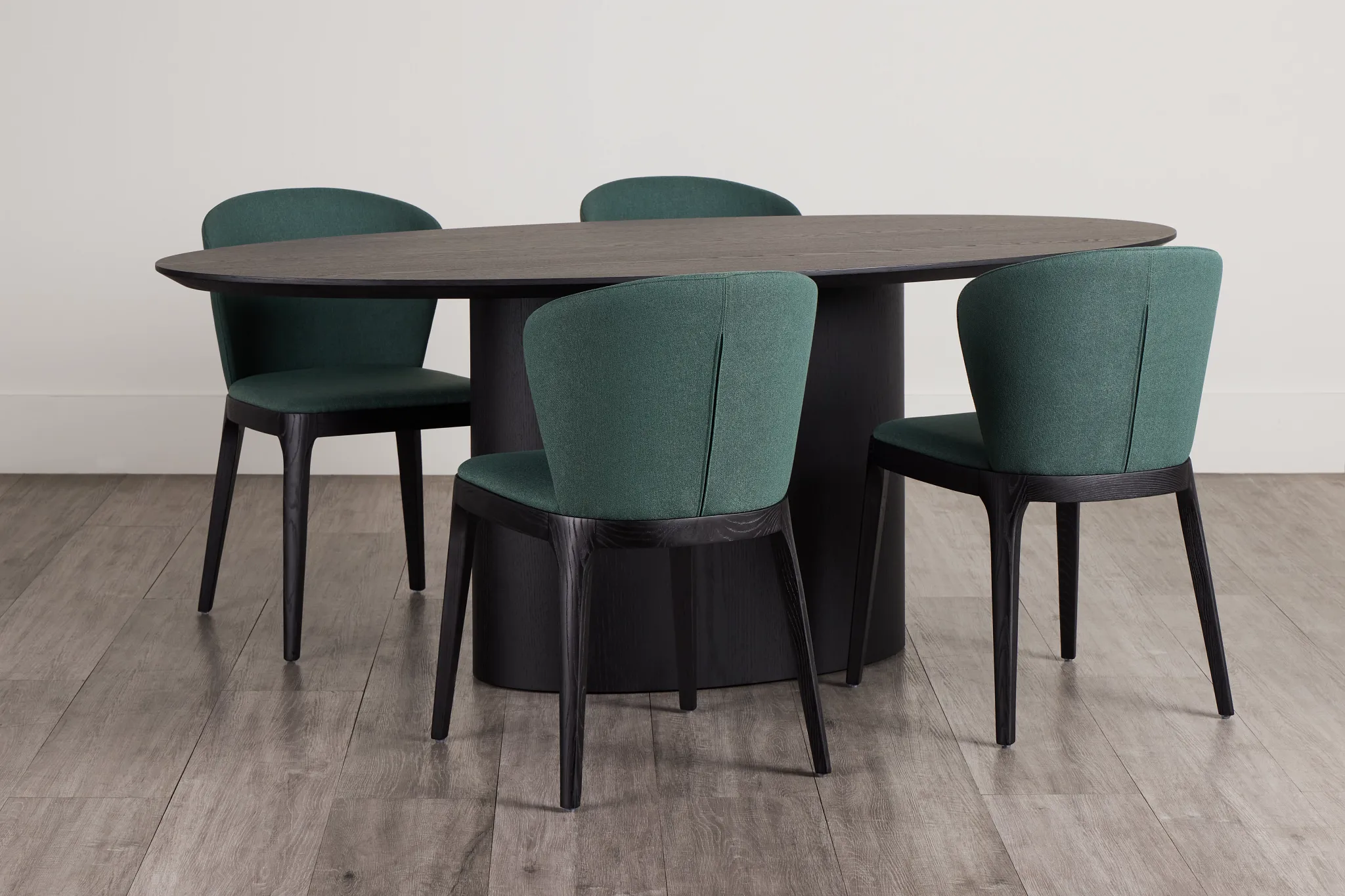 Nomad Black 78" Oval Table & 4 Dark Green Chairs W/ Black Legs