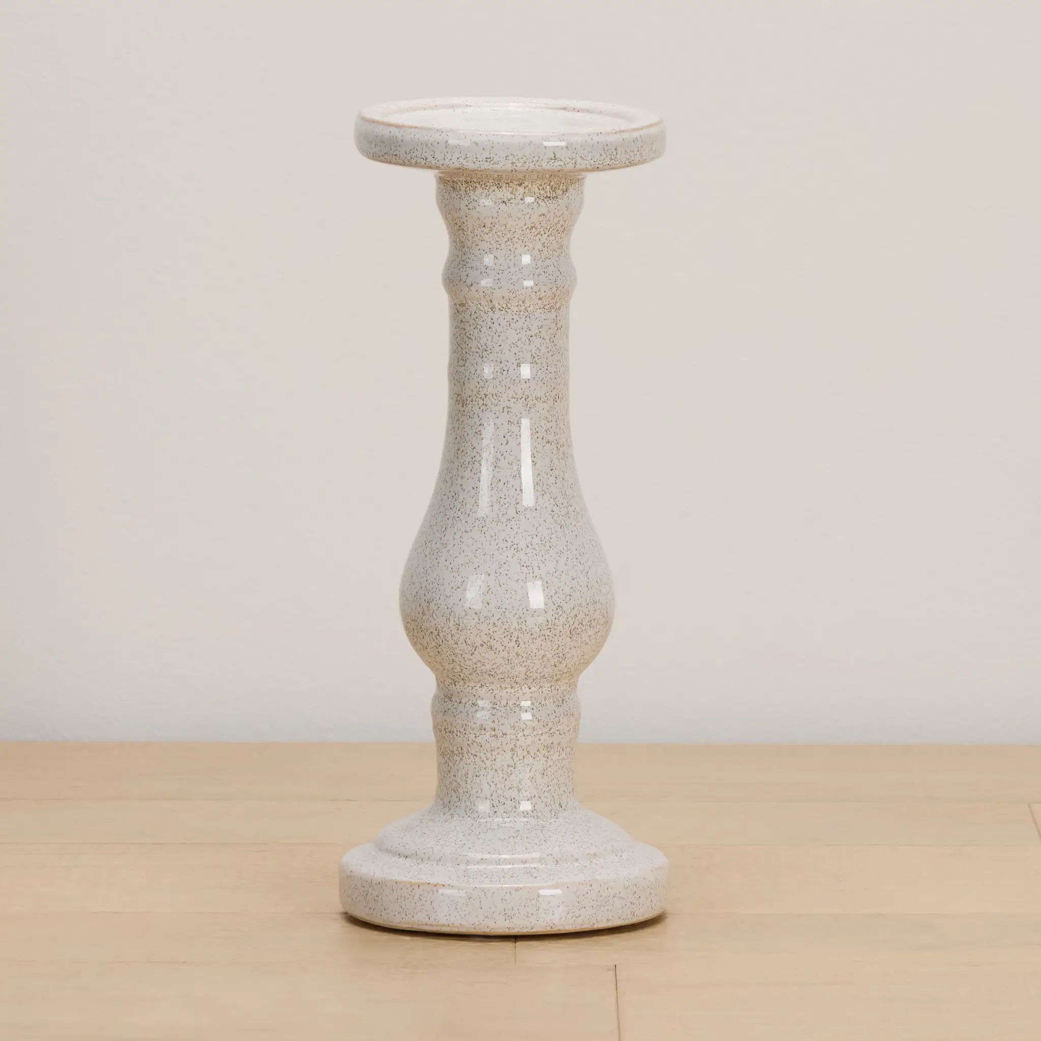 Eme White Large Candle Holder Eme White Large Candle Holder