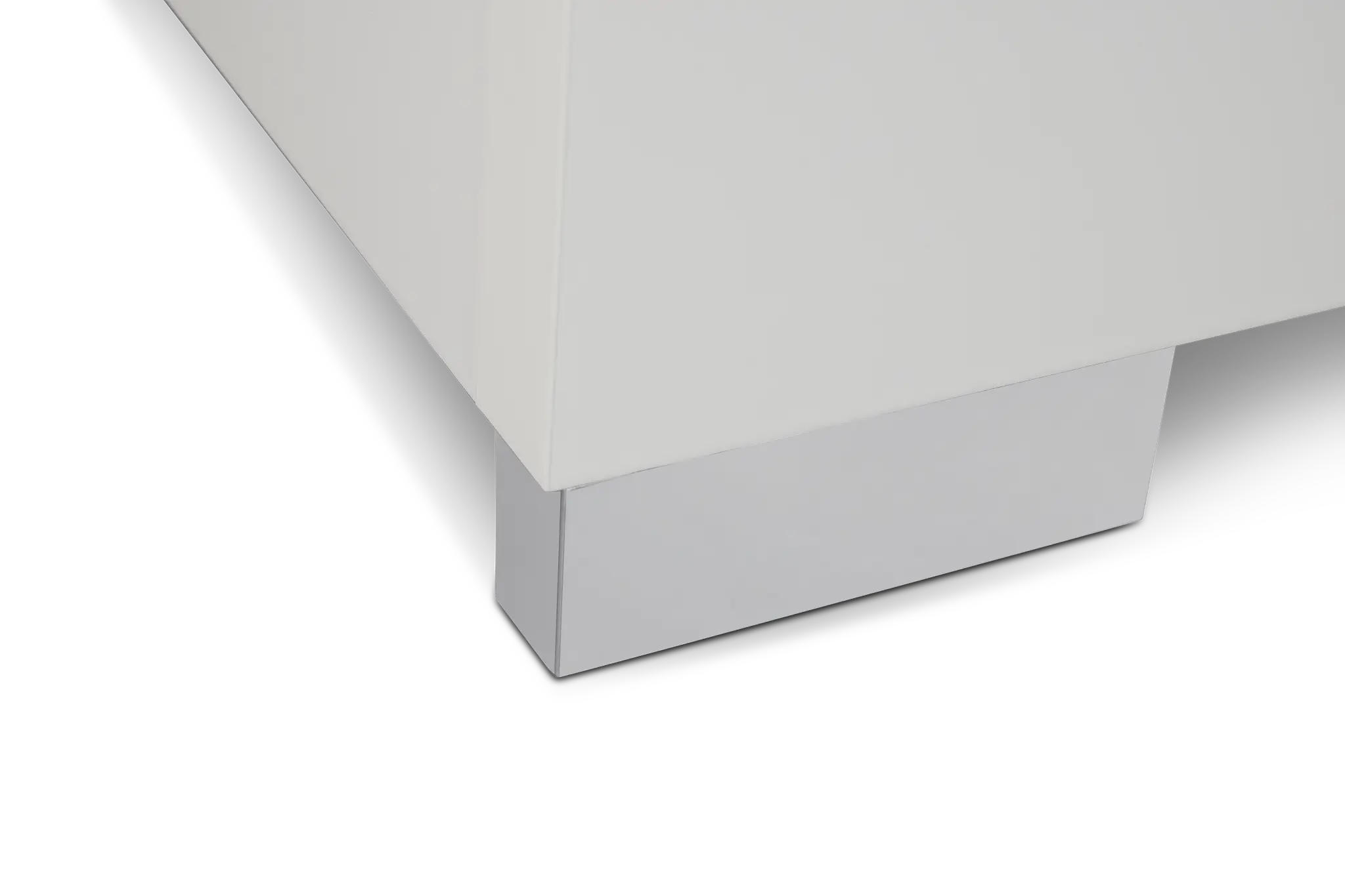 Verona White Platform Bed Verona White Platform Bed