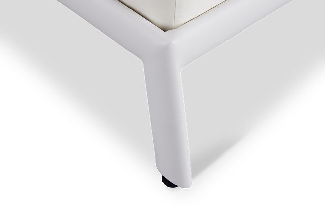 Tortuga White Aluminum Cushioned Chaise