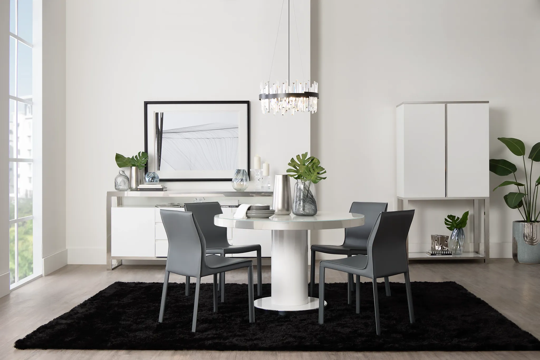 Miami White 47" Round Table