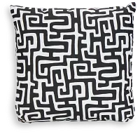 Enid Black 18" Indoor/outdoor Accent Pillow