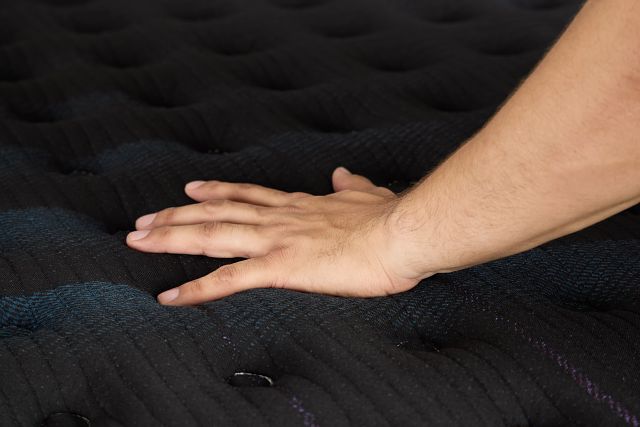 Beautyrest World Class Level 3 14.25" Extra Firm Mattress