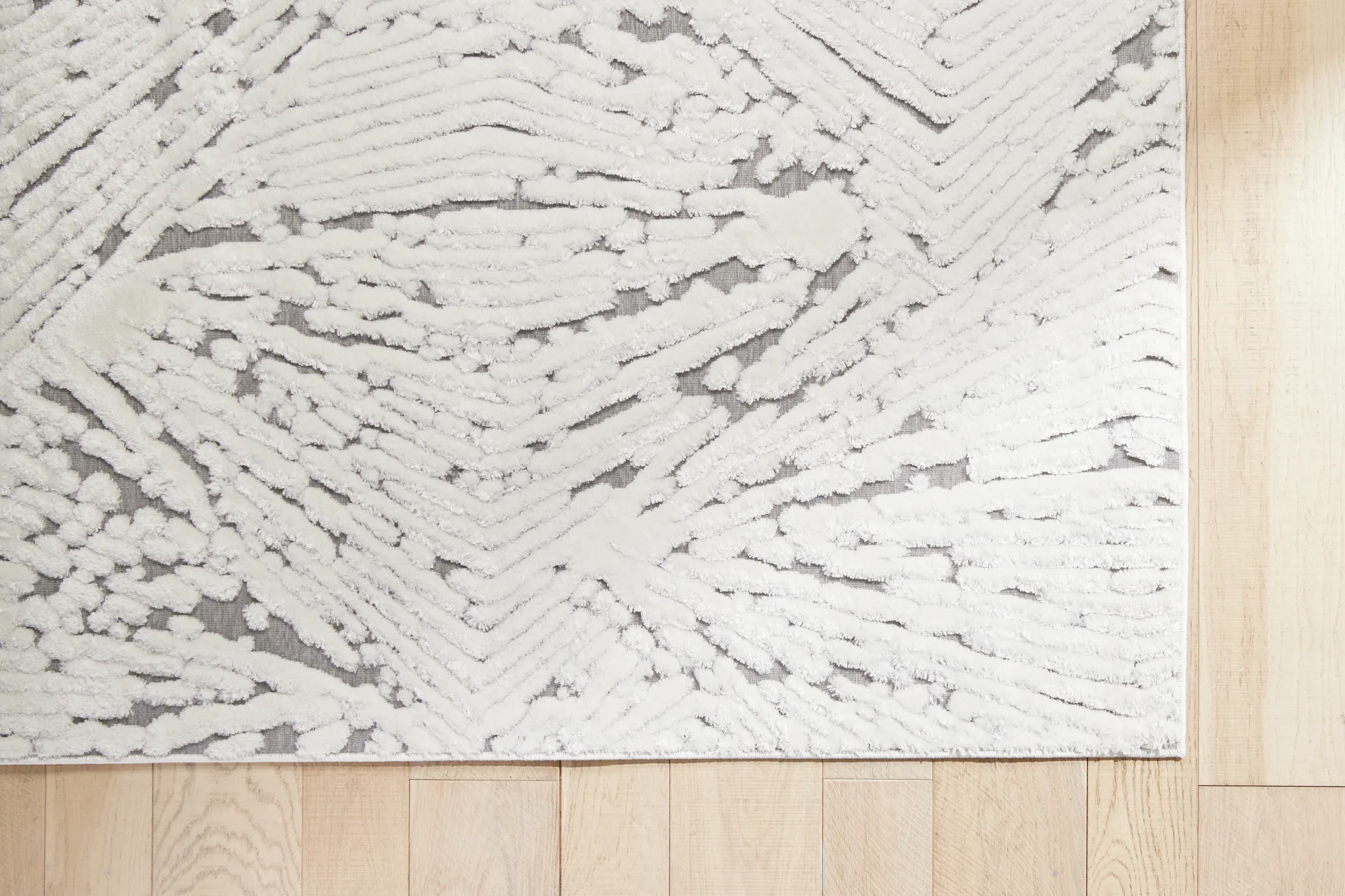 Orion White 8x10 Area Rug