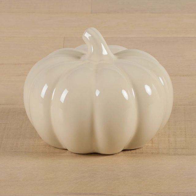 Pumpkin White Small Tabletop Accessory