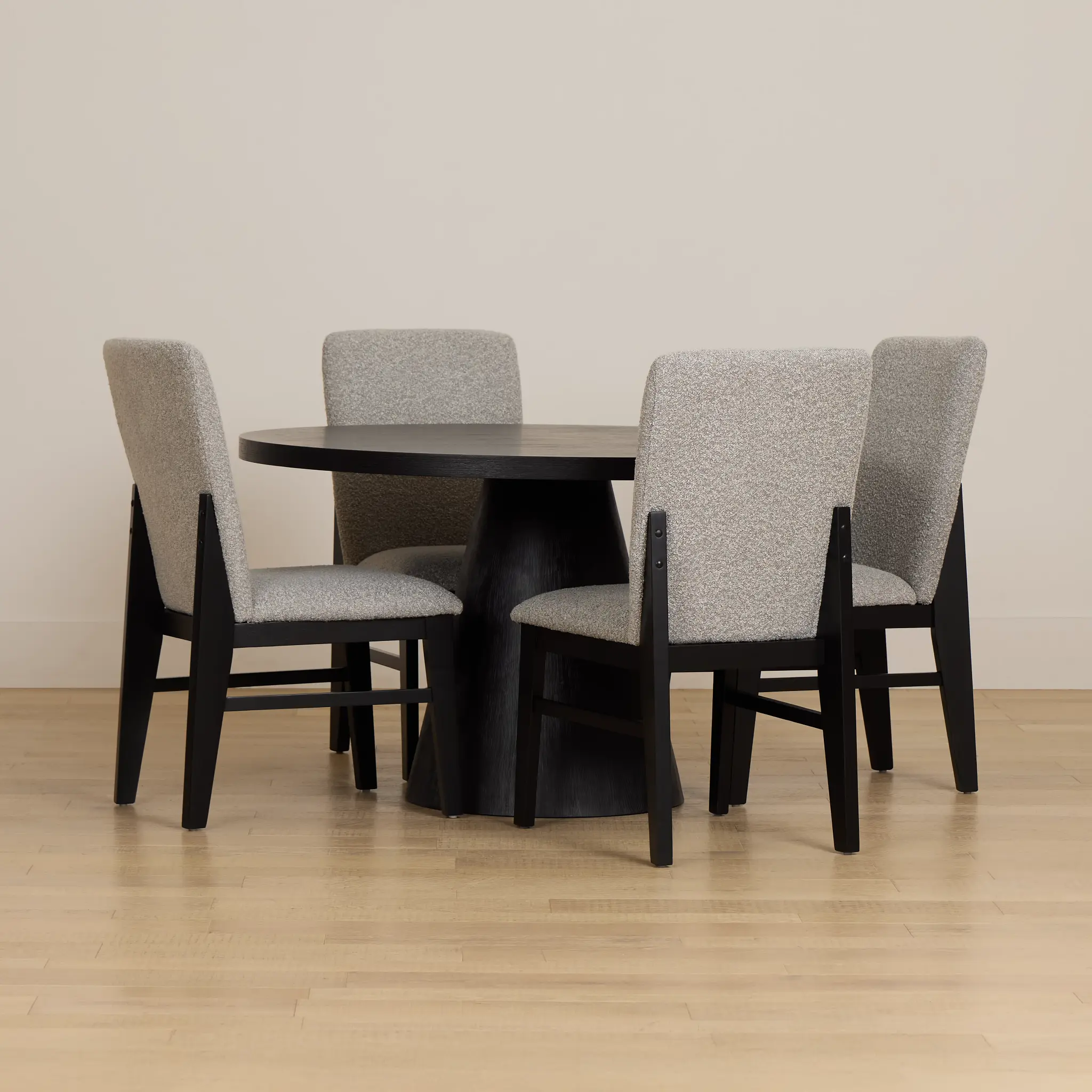 Modesto Black Round Table & 4 Upholstered Chairs Modesto Black Round Table & 4 Upholstered Chairs