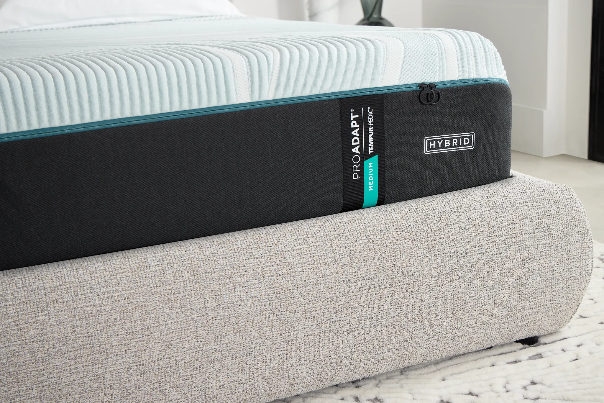 Tempur-pedic Tempur-proadapt 12" Medium Hybrid Mattress