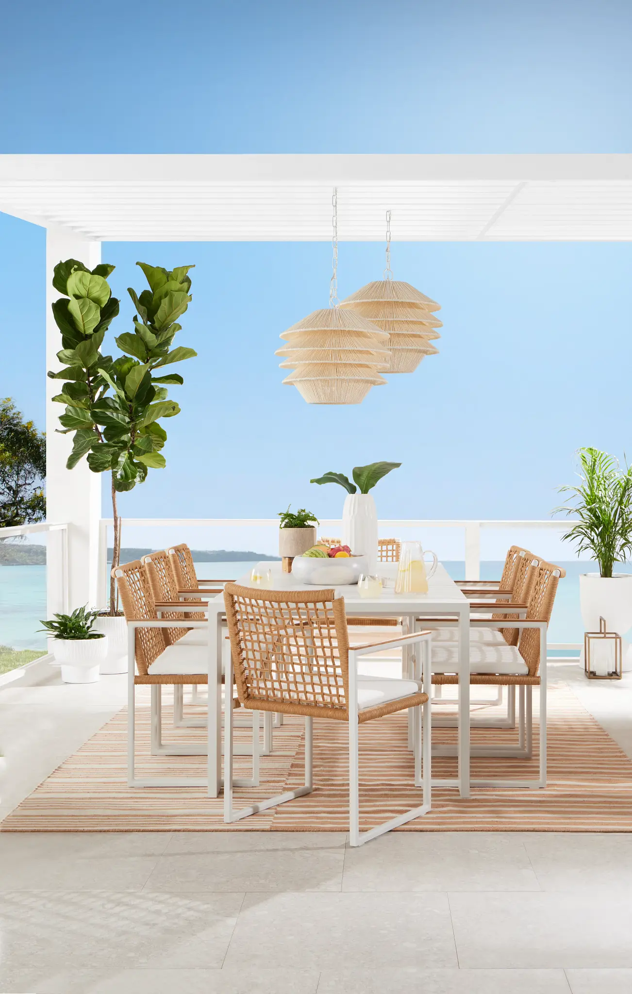 Design a Holiday Backyard Setup That Feels Magical Design a Holiday Backyard Setup That Feels Magical