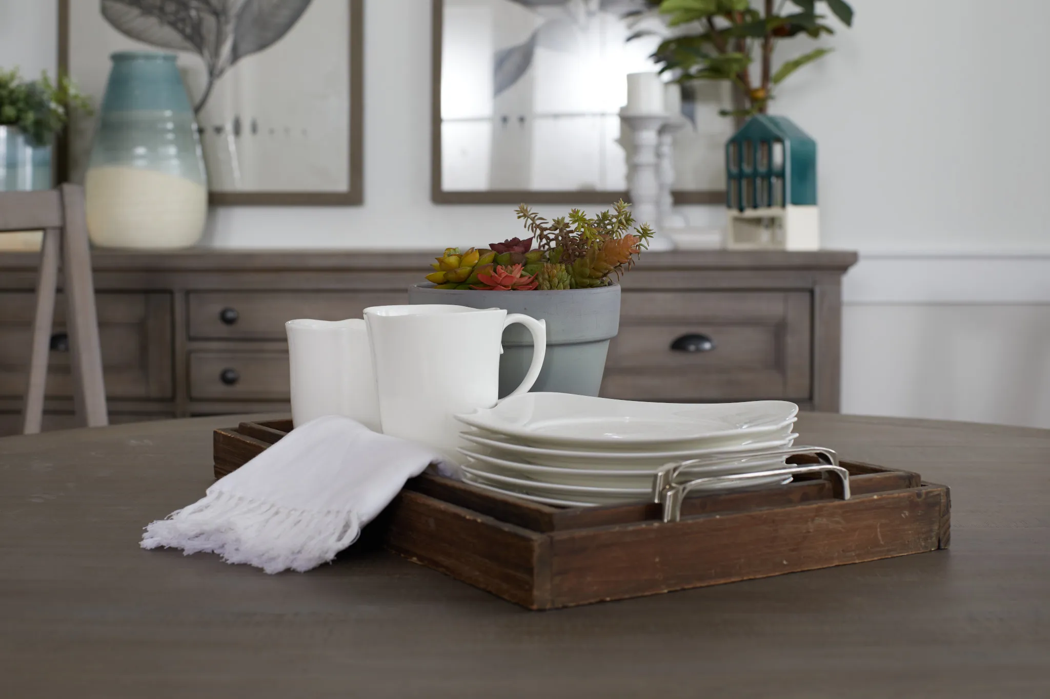 Heron Cove Light Tone 52" Round Table