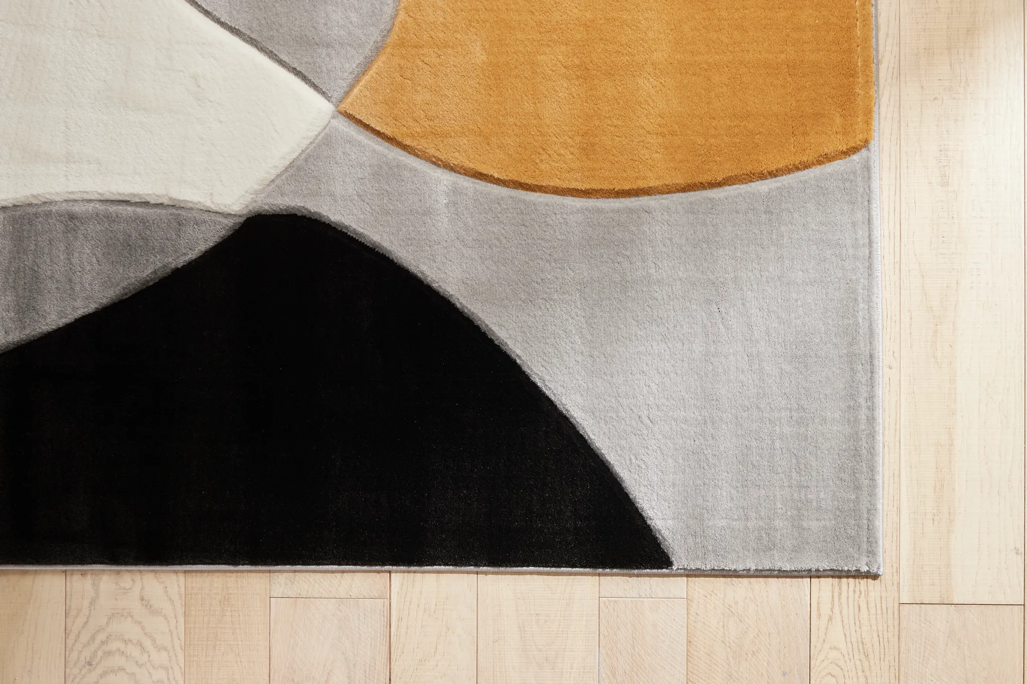 Ambler Gold 5x8 Area Rug