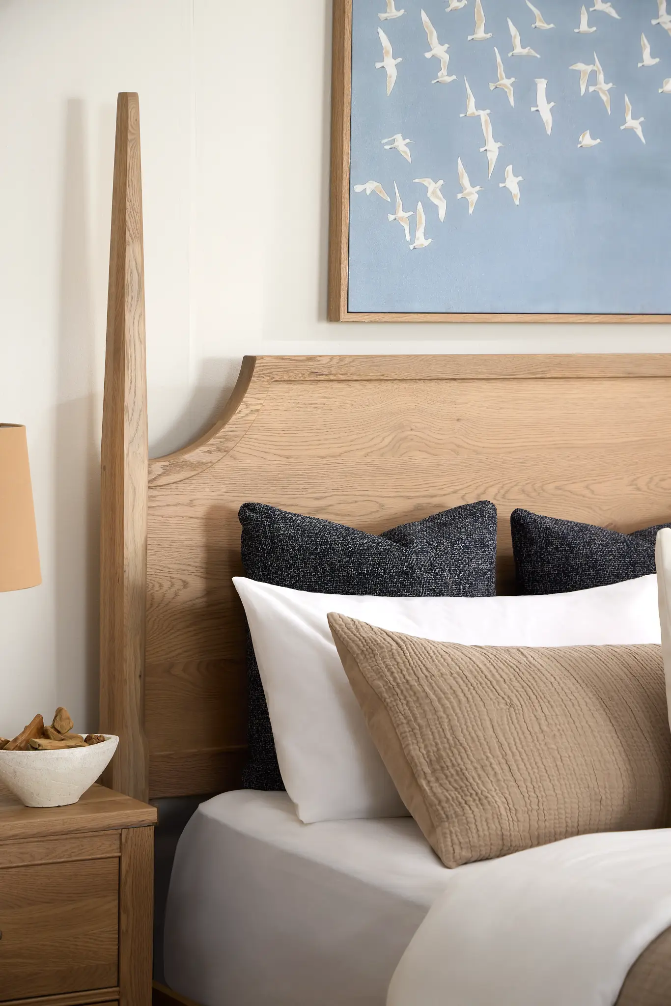 Carolina Light Tone Poster Bed Carolina Light Tone Poster Bed