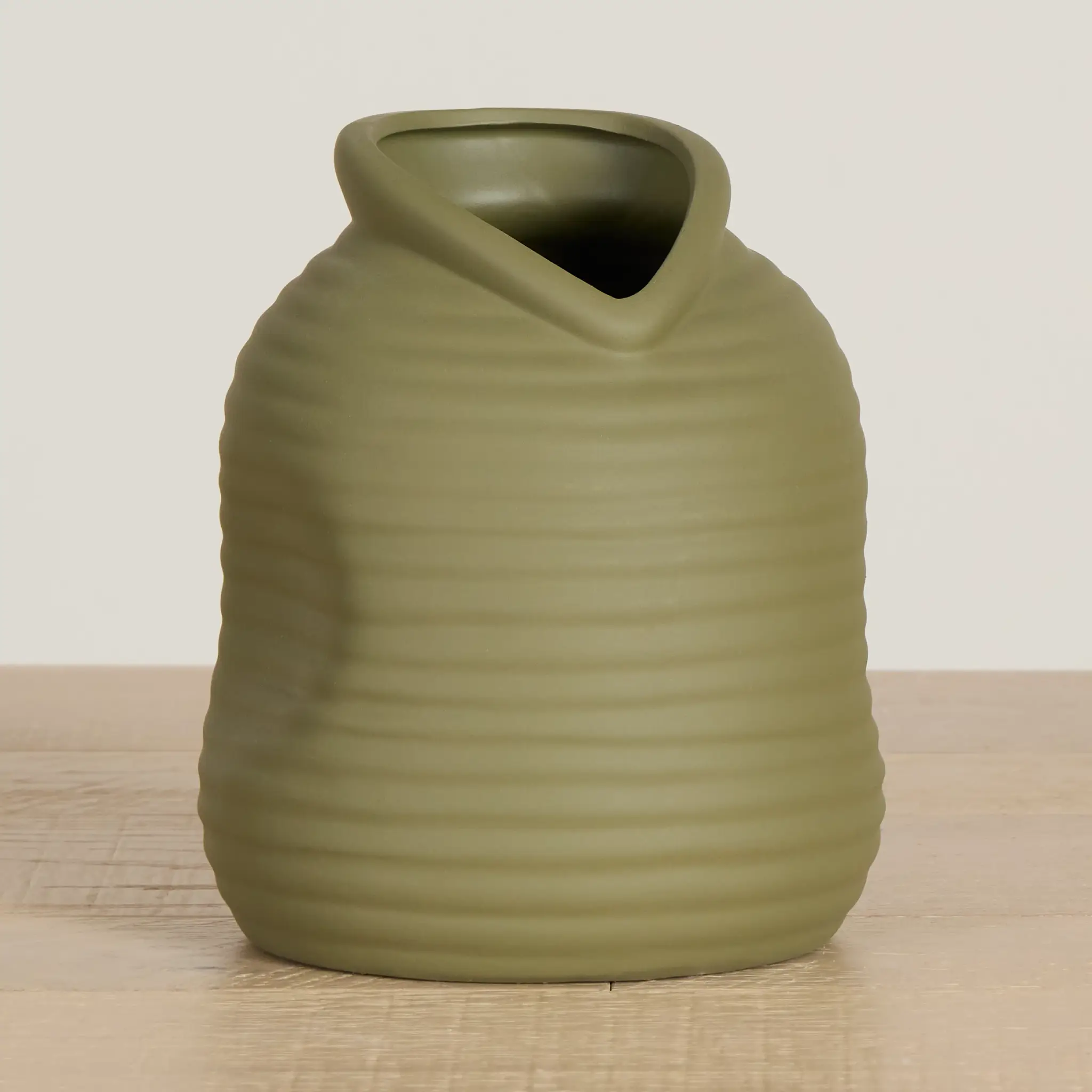 Orla Dark Green Medium Vase Orla Dark Green Medium Vase