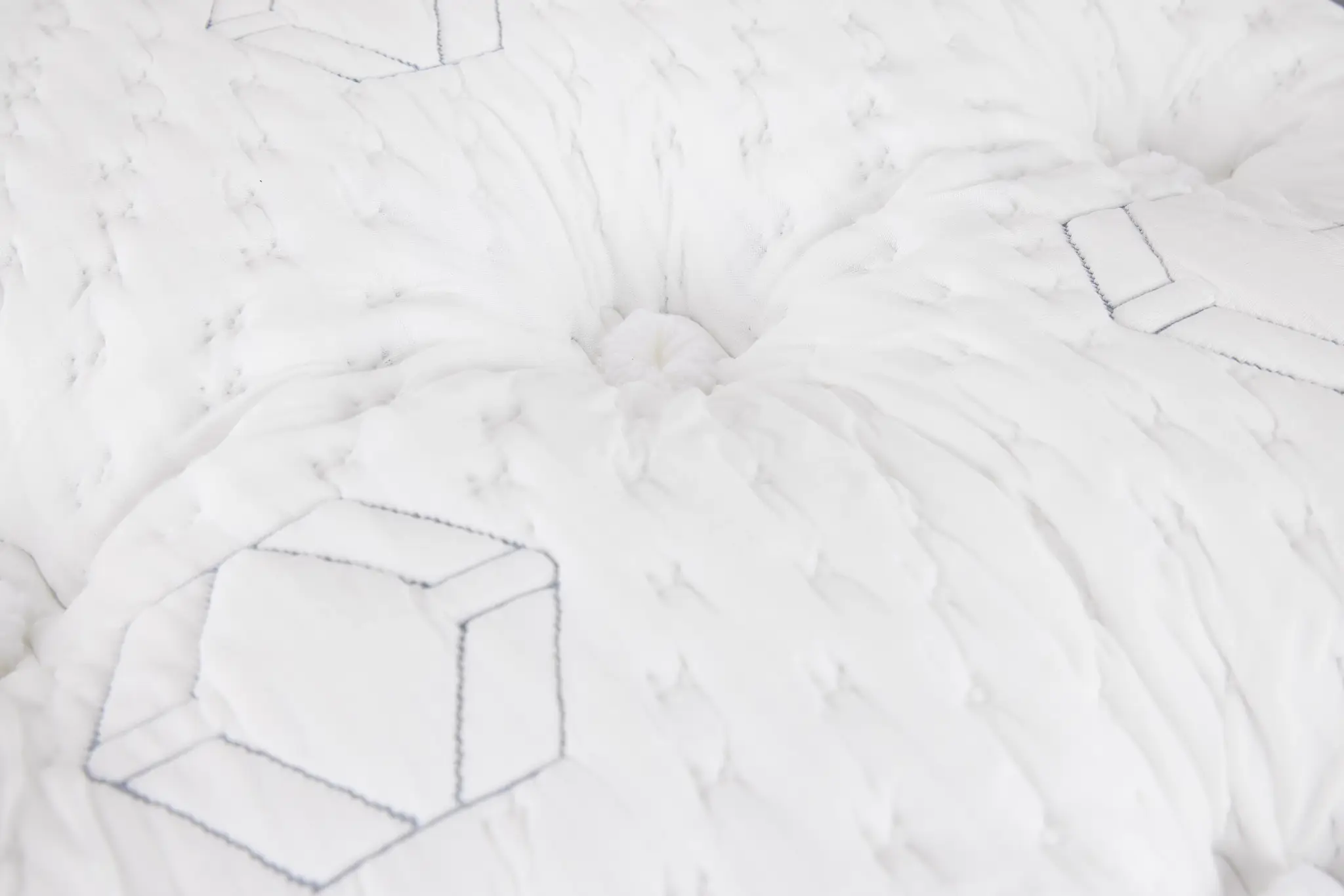 Aireloom Timeless Odyssey Luxetop M2 Plush Low-profile Mattress Set Aireloom Timeless Odyssey Luxetop M2 Plush Low-profile Mattress Set