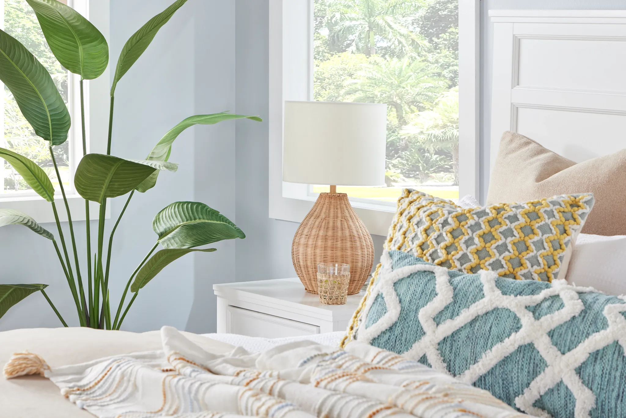 Rattan Small Table Lamp