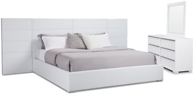 Doral White Uph Spread Bedroom