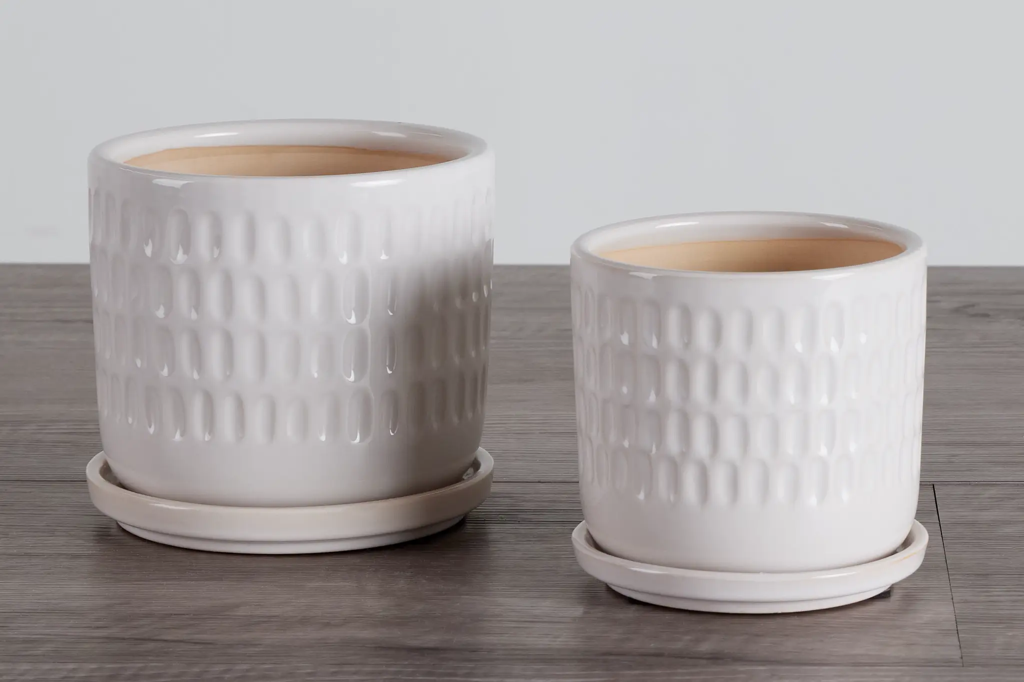 Titus White Set Of 2 Planter Titus White Set Of 2 Planter