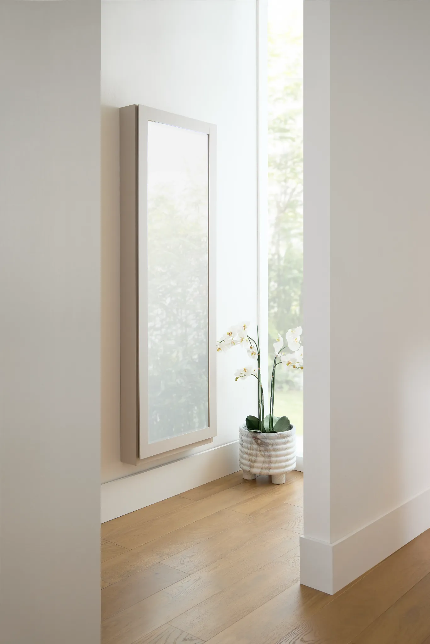 Brasilia Light Beige Storage Floor Mirror