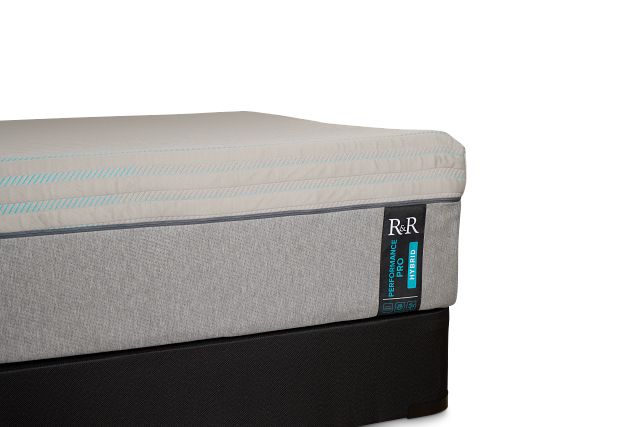 Rest & Renew Performance Pro Medium Mattress Set