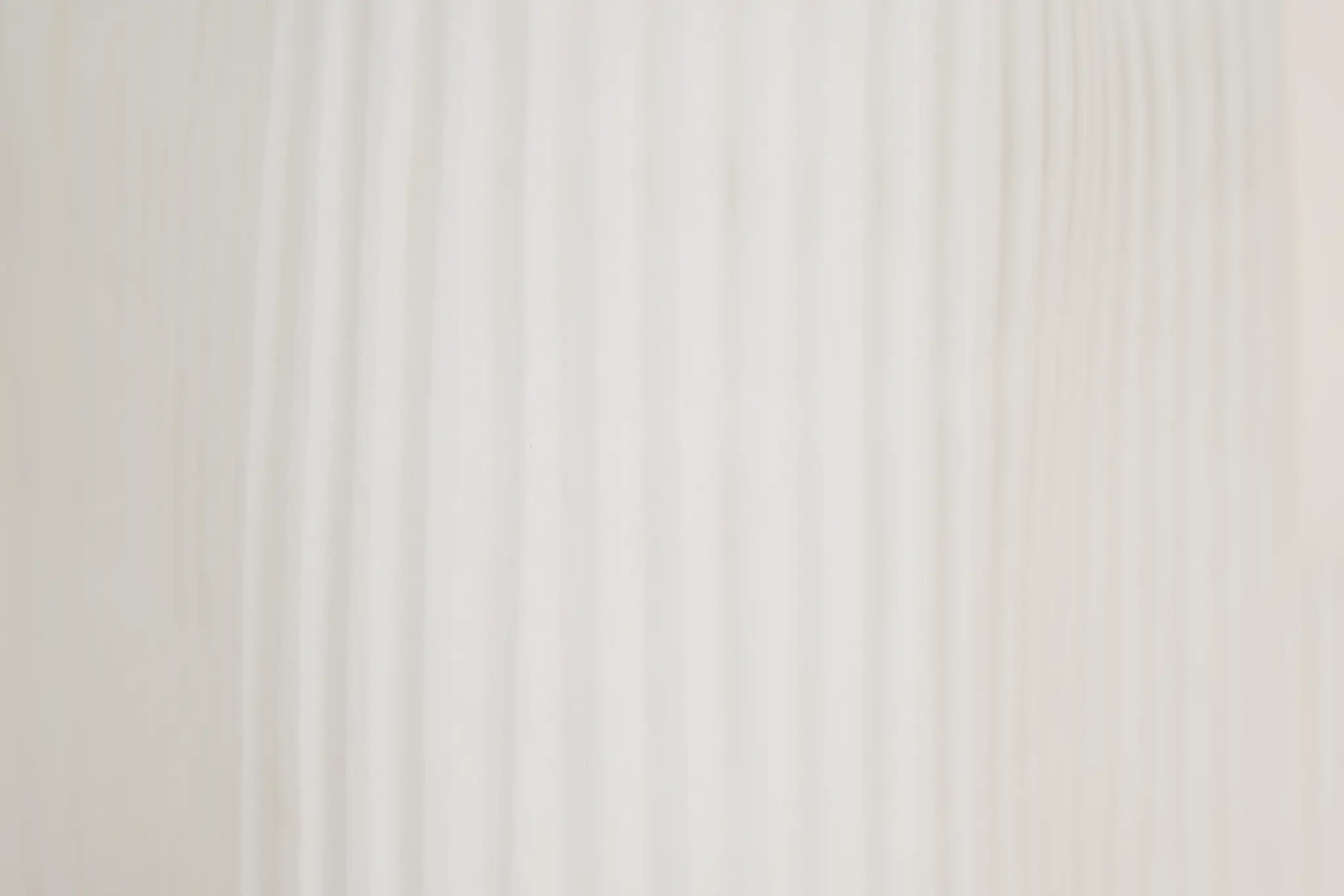 Niola White Medium Vase Niola White Medium Vase