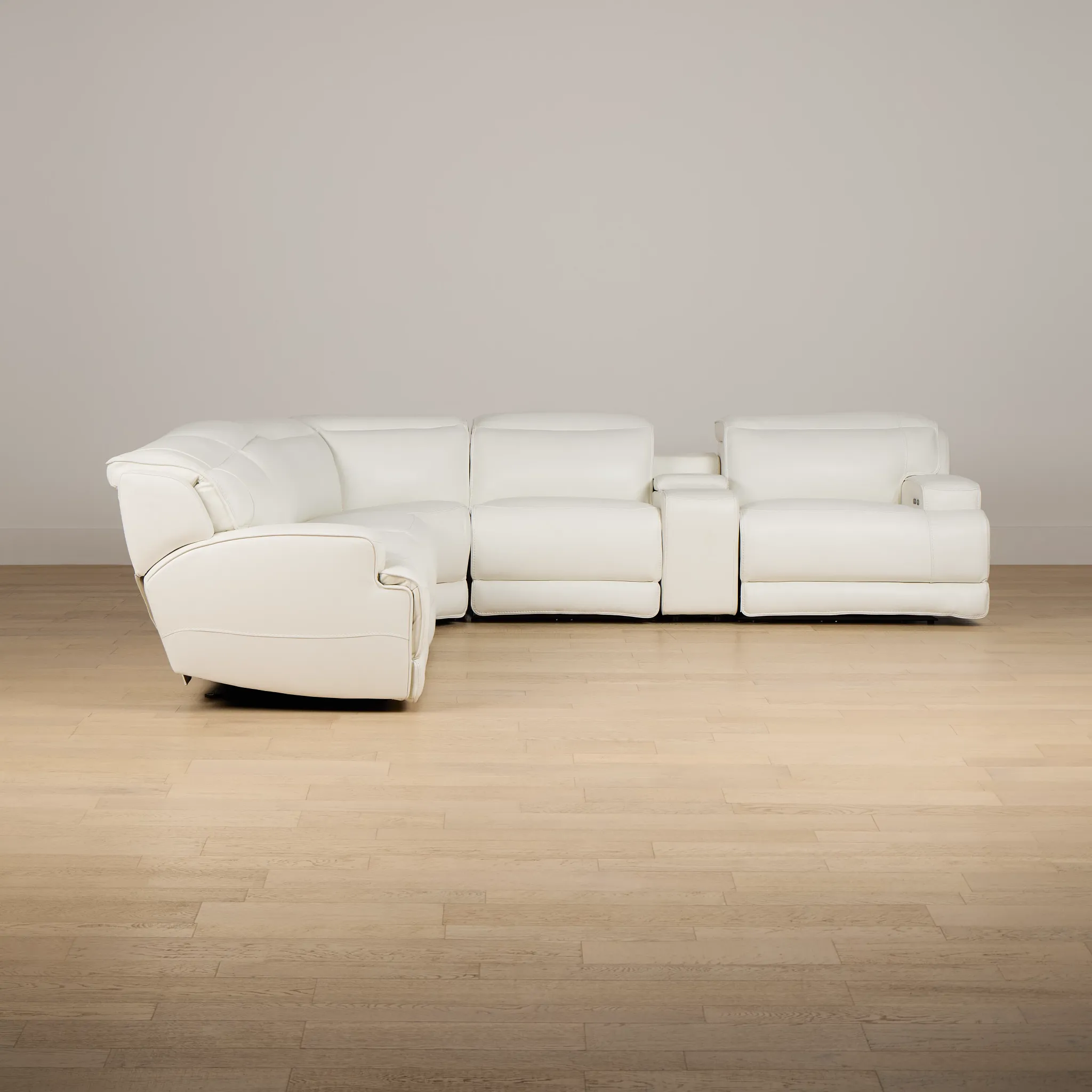 Reign White Lthr/vinyl Medium Triple Power 2-arm Sectional