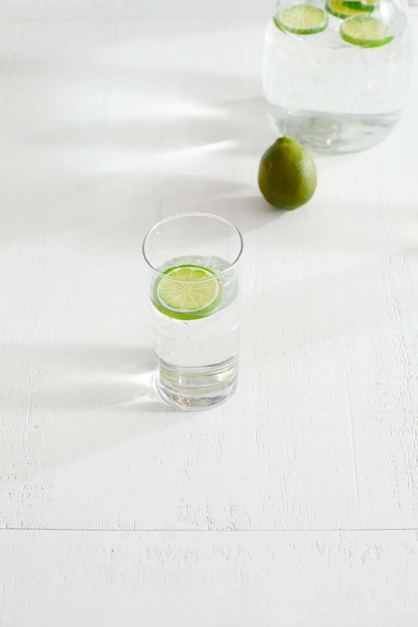 Heron Cove White Trestle Rectangular Table & 4 Wood Chairs