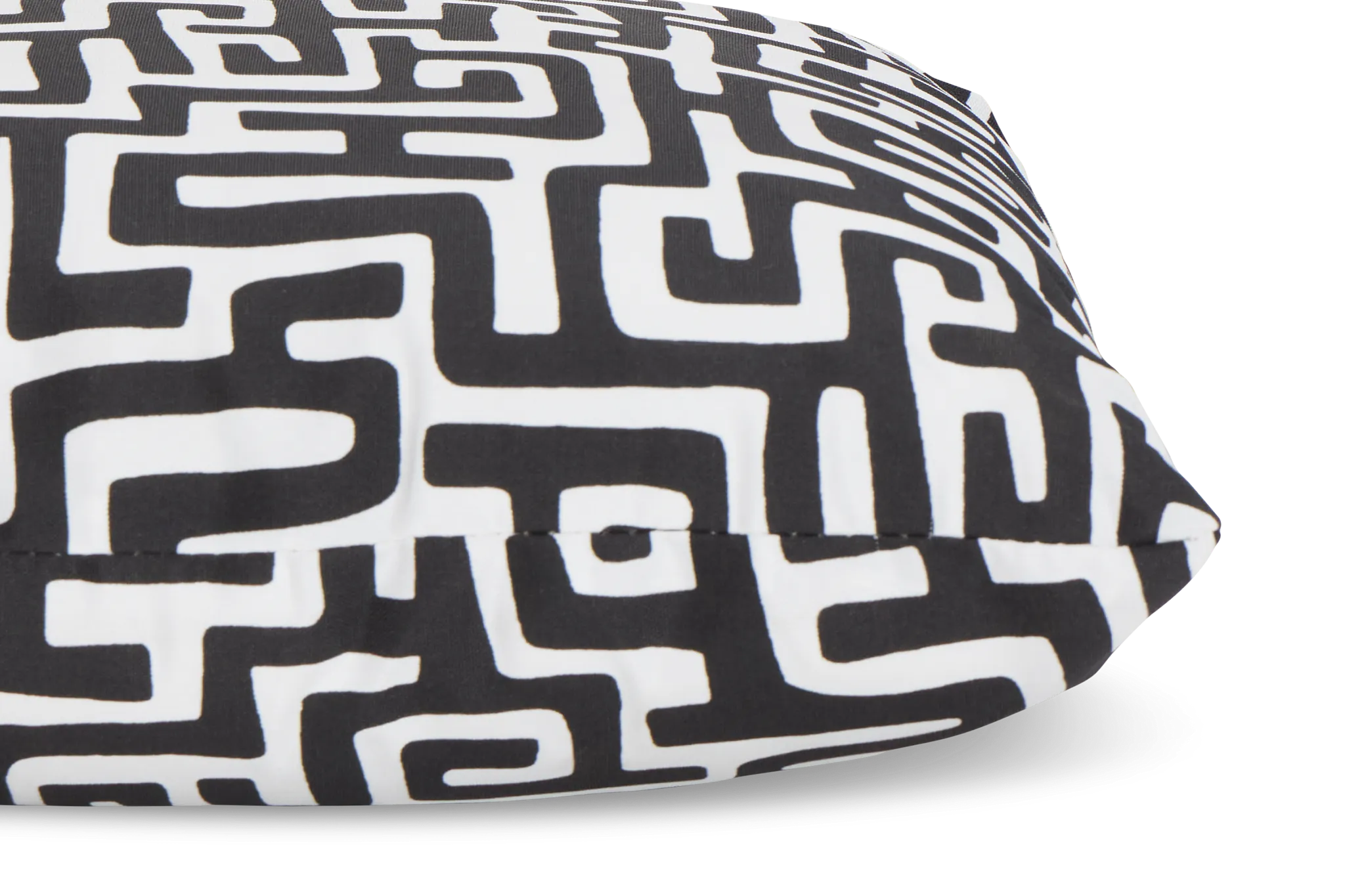 Enid Black 18" Indoor/outdoor Accent Pillow