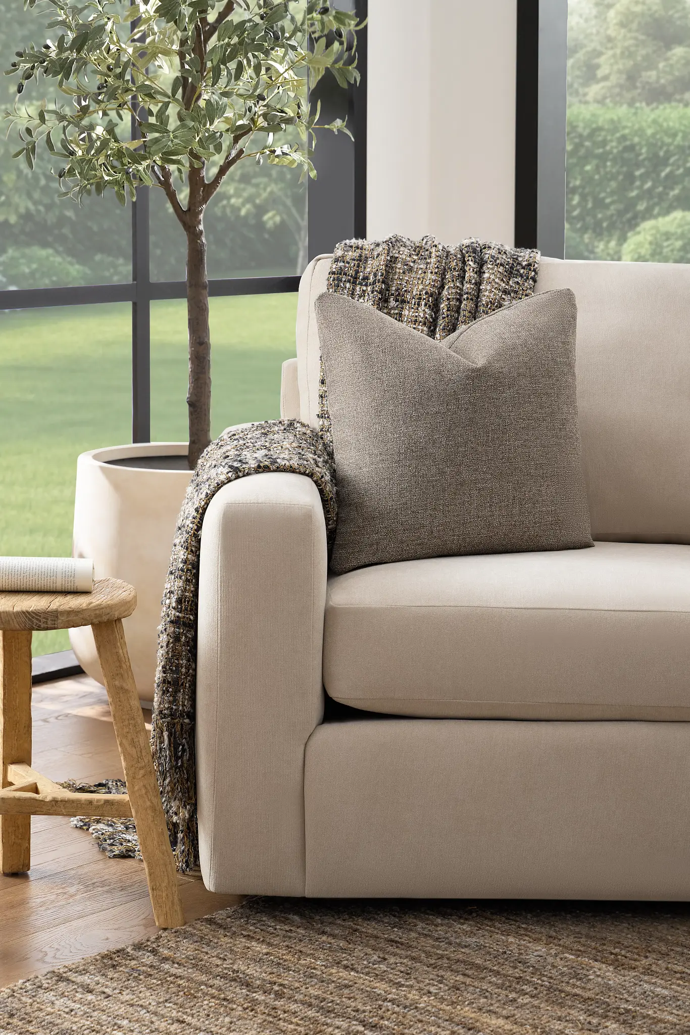 Citymod Beige Fabric Swivel Chair Citymod Beige Fabric Swivel Chair