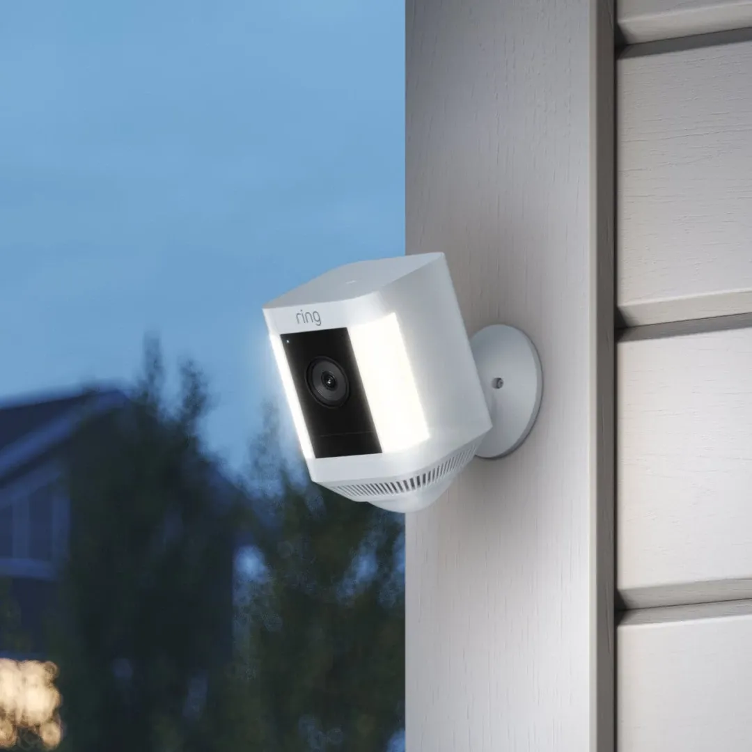 Ring Spotlight Cam Plus Battery Black Outdoor Security Cameras