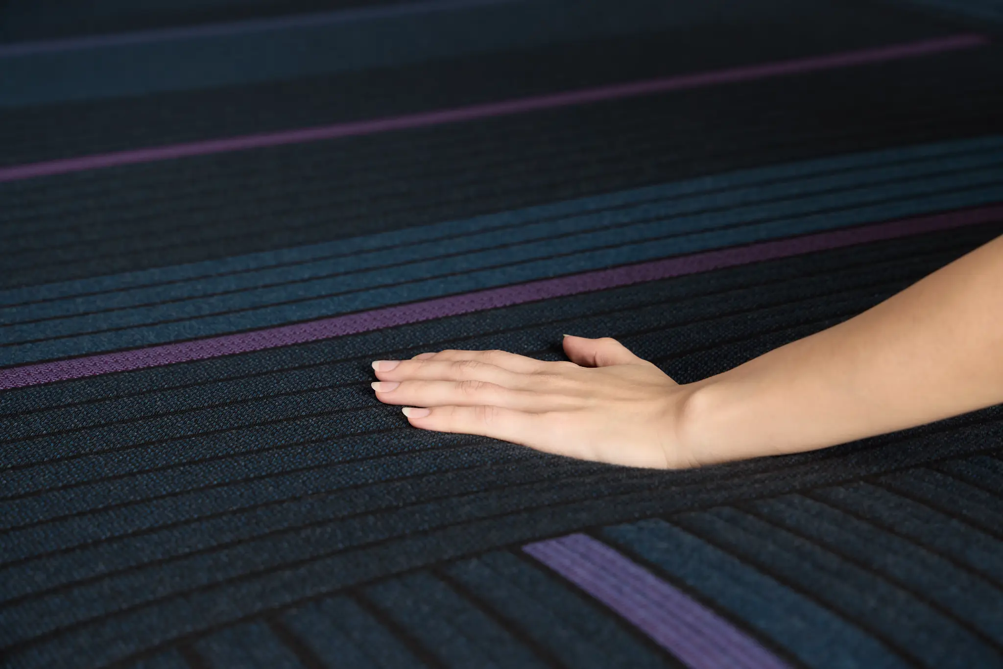 Beautyrest World Class Hybrid Level 3 13.25" Plush Hybrid Mattress Beautyrest World Class Hybrid Level 3 13.25" Plush Hybrid Mattress