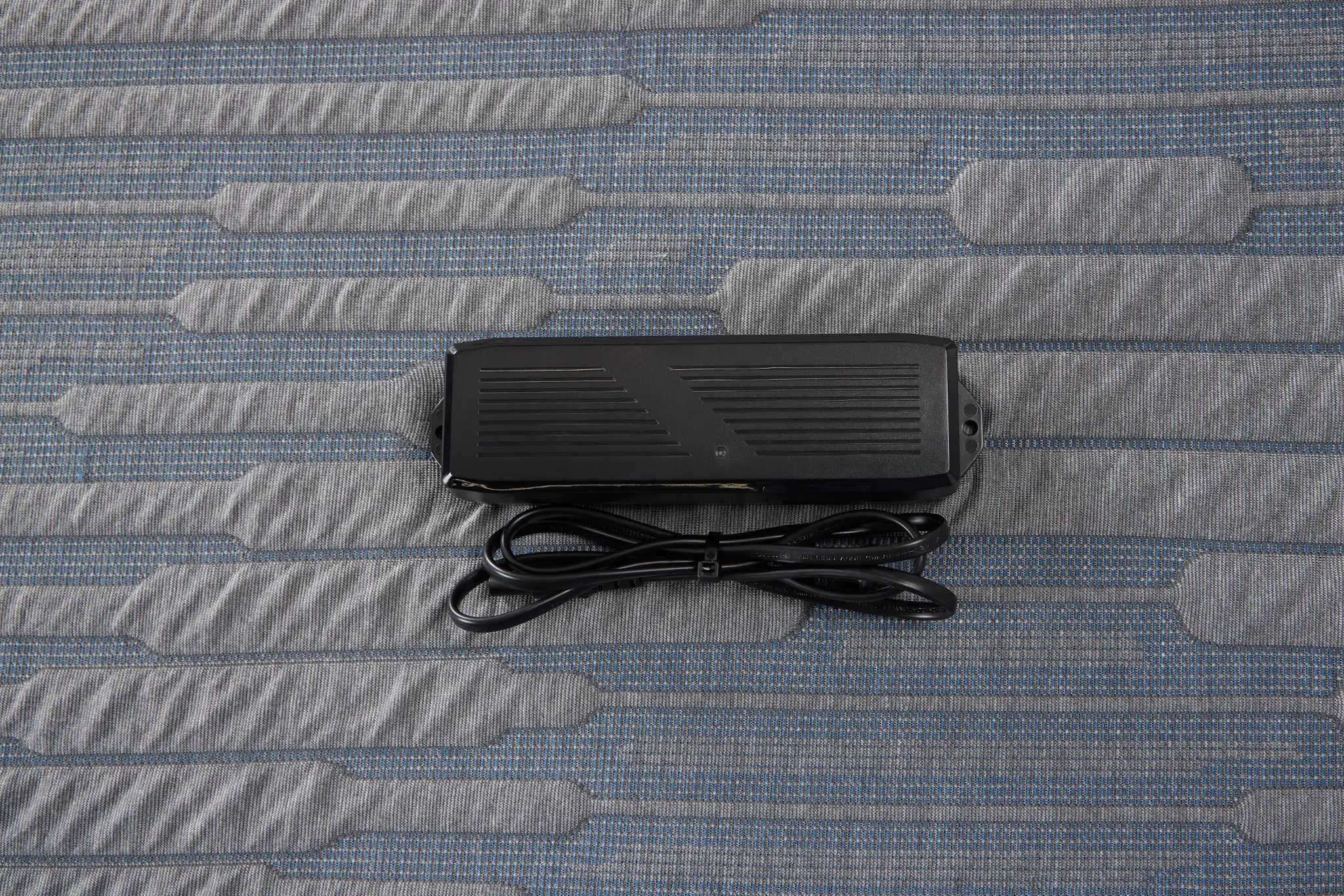 Kevin Charles By Sealy Hybrid Plush Plus Adjustable Mattress Set Kevin Charles By Sealy Hybrid Plush Plus Adjustable Mattress Set