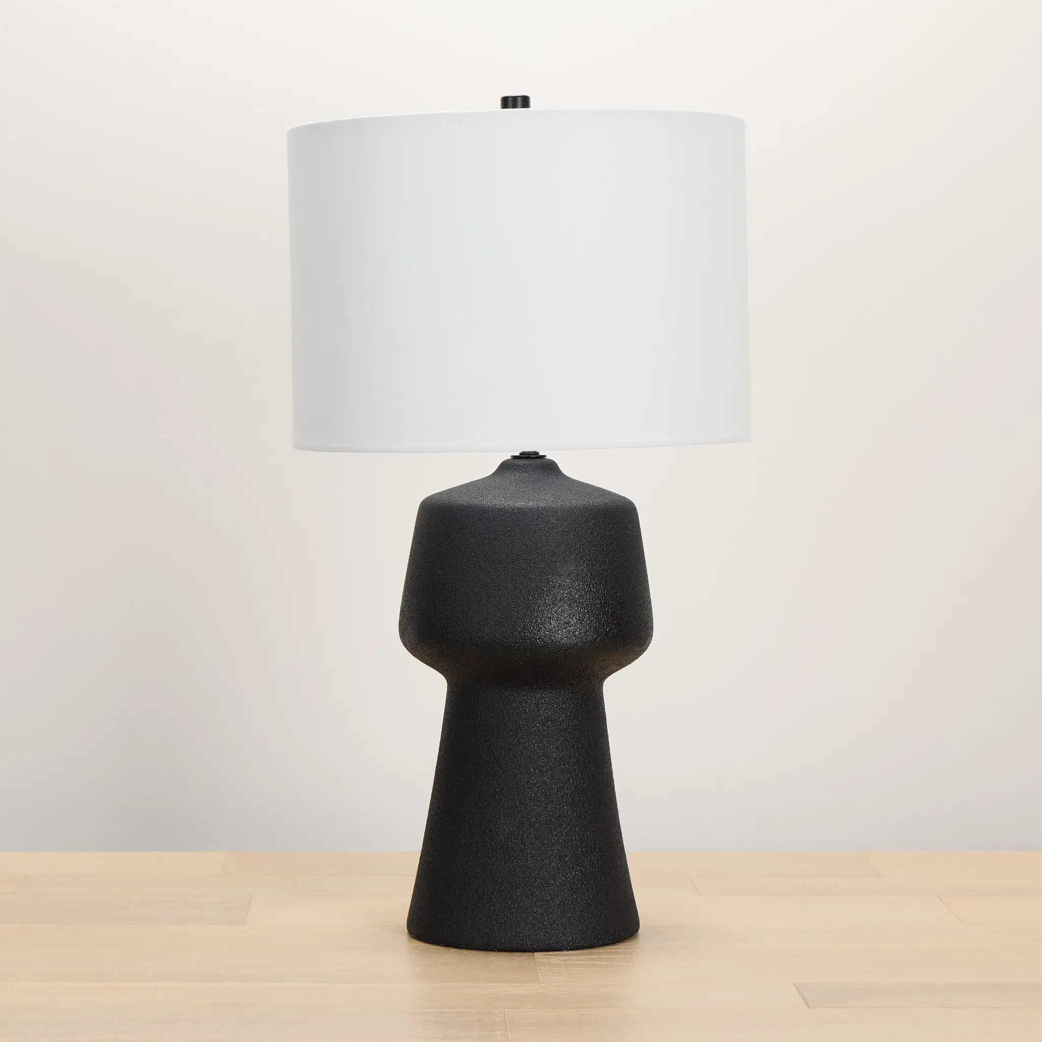 Miva Black Ceramic Table Lamp Miva Black Ceramic Table Lamp